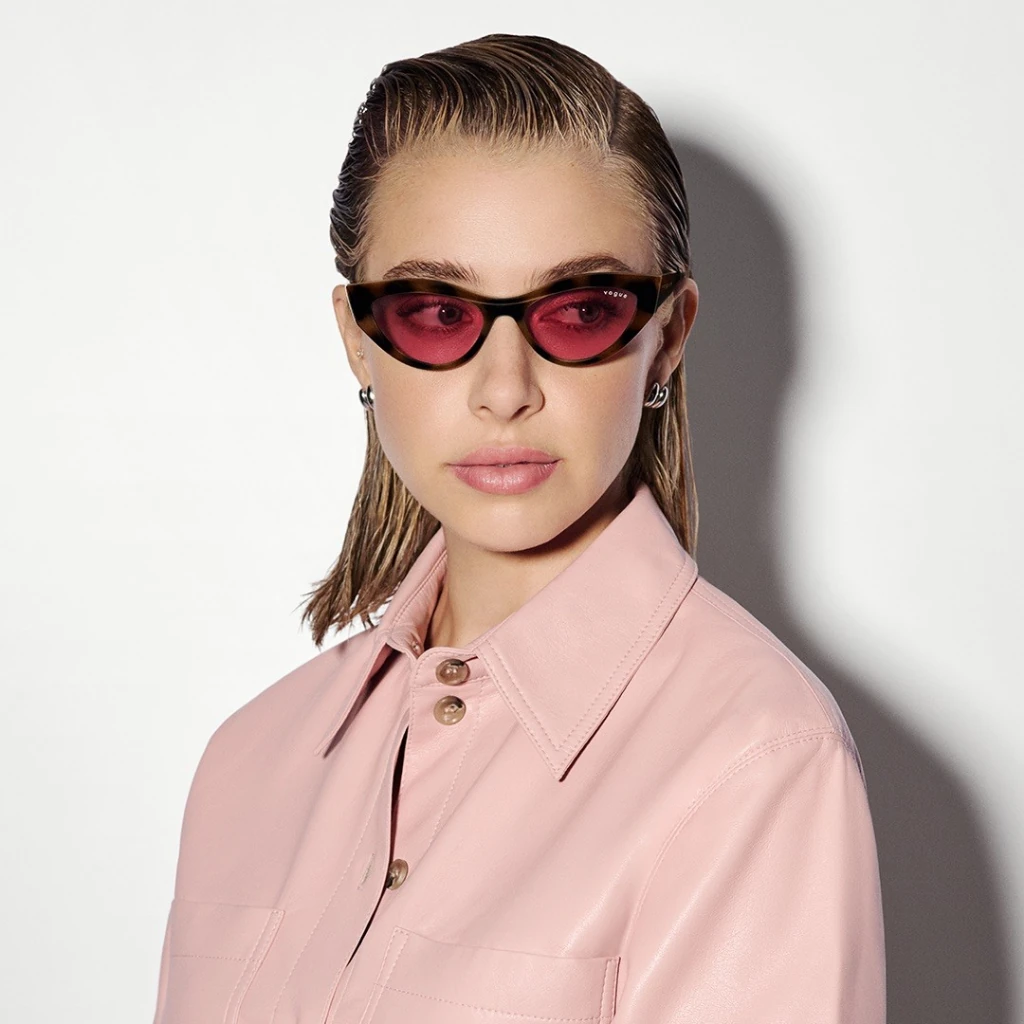 Vogue 5637-SU 2386F6 52-17 Kadın Güneş Gözlüğü