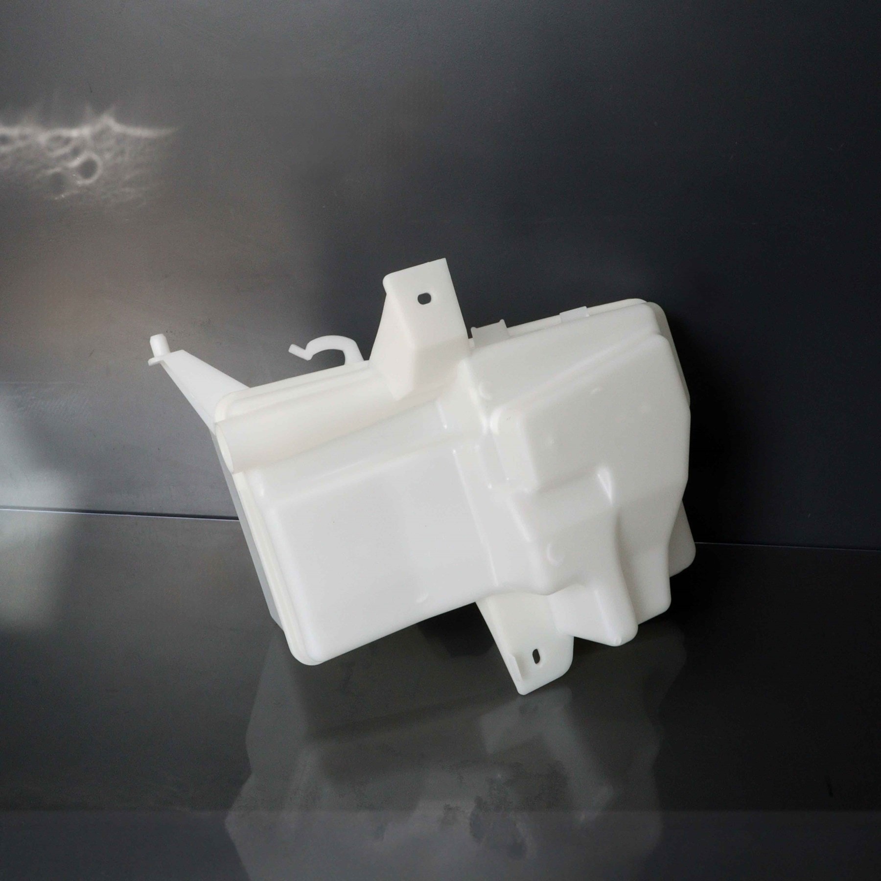 Volvo V40 Cam Su Fıskiye Yıkama Bidonu Deposu 2013-2019 İthal