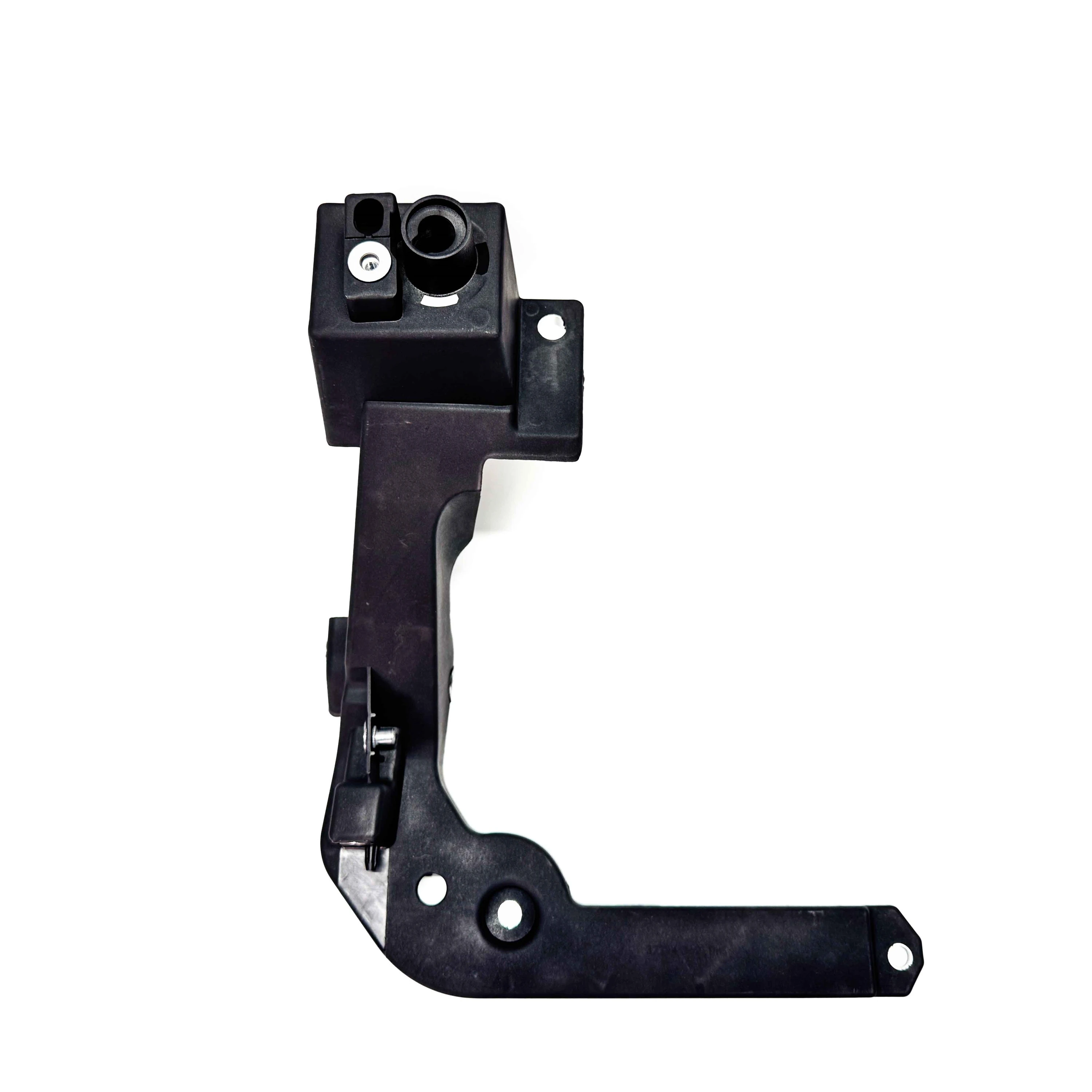 Volvo Xc40 Çamurluk Taşıyıcı Üst Braket Sağ Panel 2017-