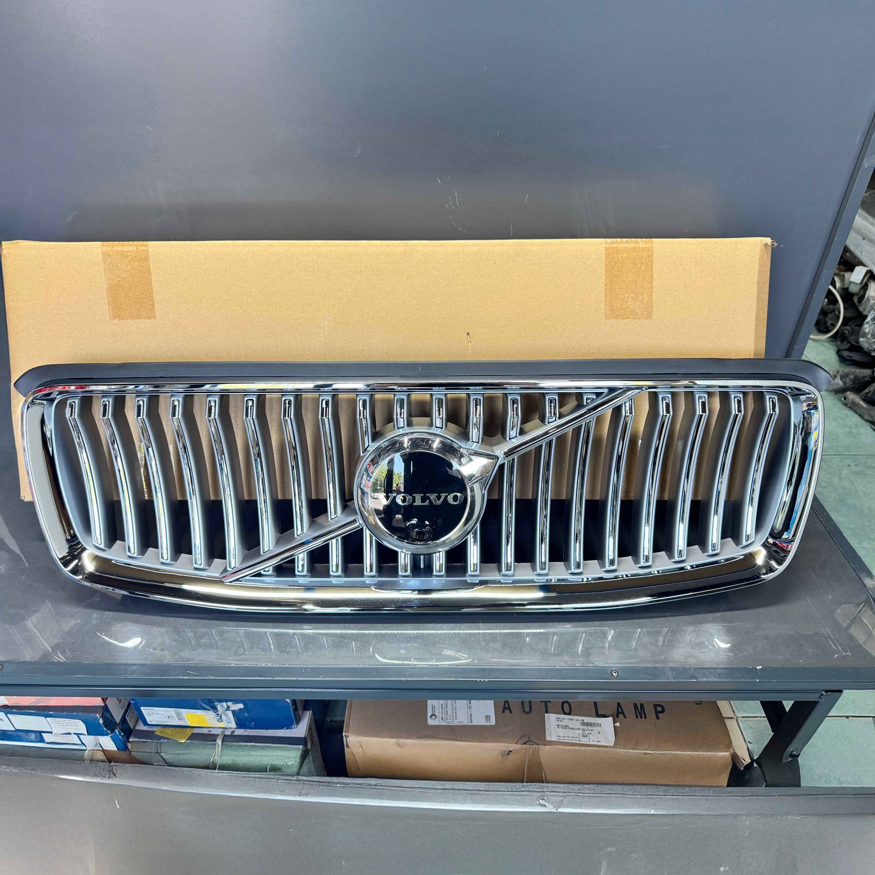 VOLVO XC90 PANJUR RADARLI TİP 2015 2024 32365190 32365192