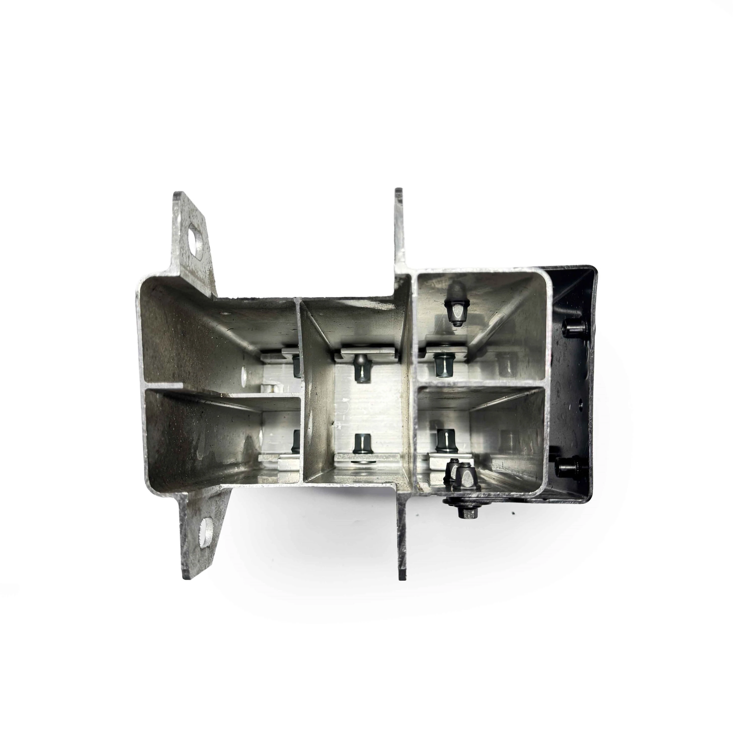 Volvo Xc90 Şase Uç Demiri Tampon Demir Bağlantısı Sol 2015-