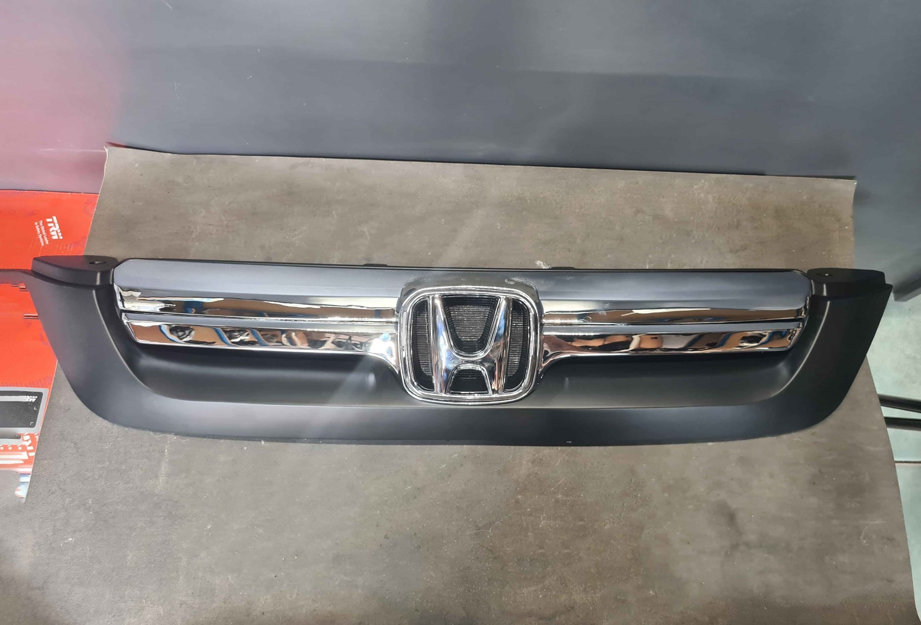 Honda Crv Ön Panjur Krom Logolu 2007 2008 2009