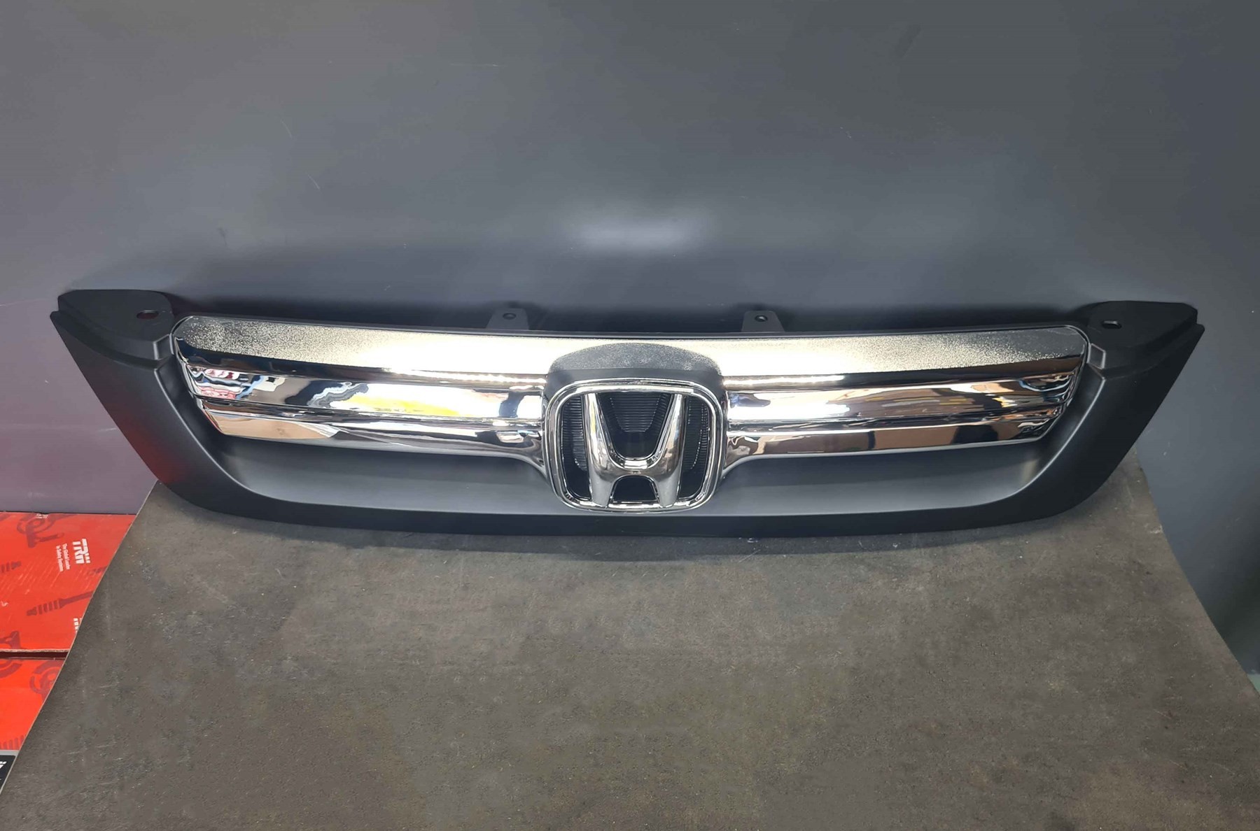 Honda Crv Ön Panjur Krom Logolu 2007 2008 2009
