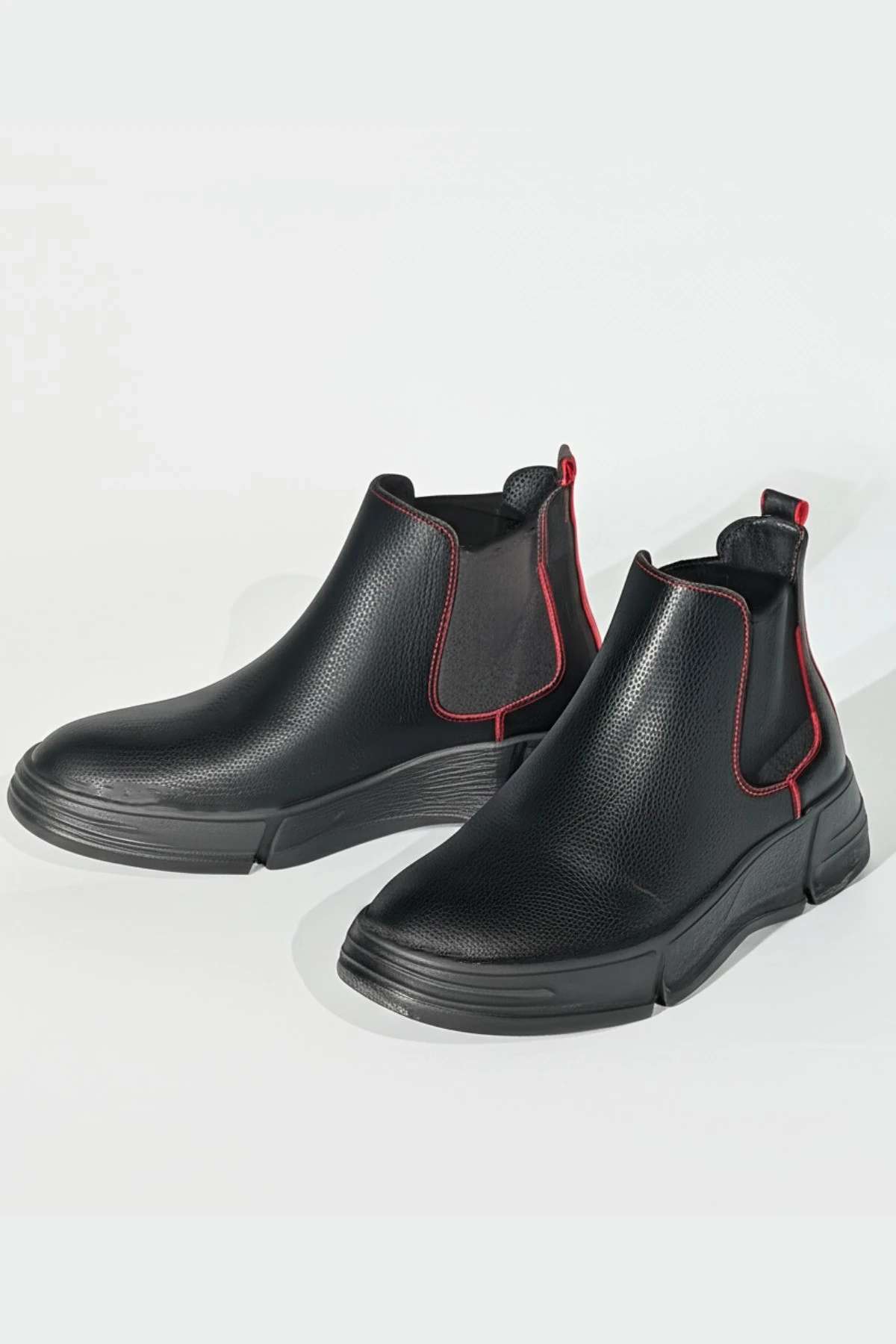 Kadın Kışlık ve Mevsimlik Bot Hakiki Deri Ortapedik Esnek Kaymaz Tabanlı Rahat Giyilebilir Ayakkabı - siyah kırmızı