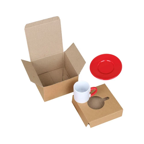 Sevgililer Günü Hediyesi: Kişiye Özel Kırmızı Porselen Türk Kahvesi Fincanı (Kraft Kutulu)