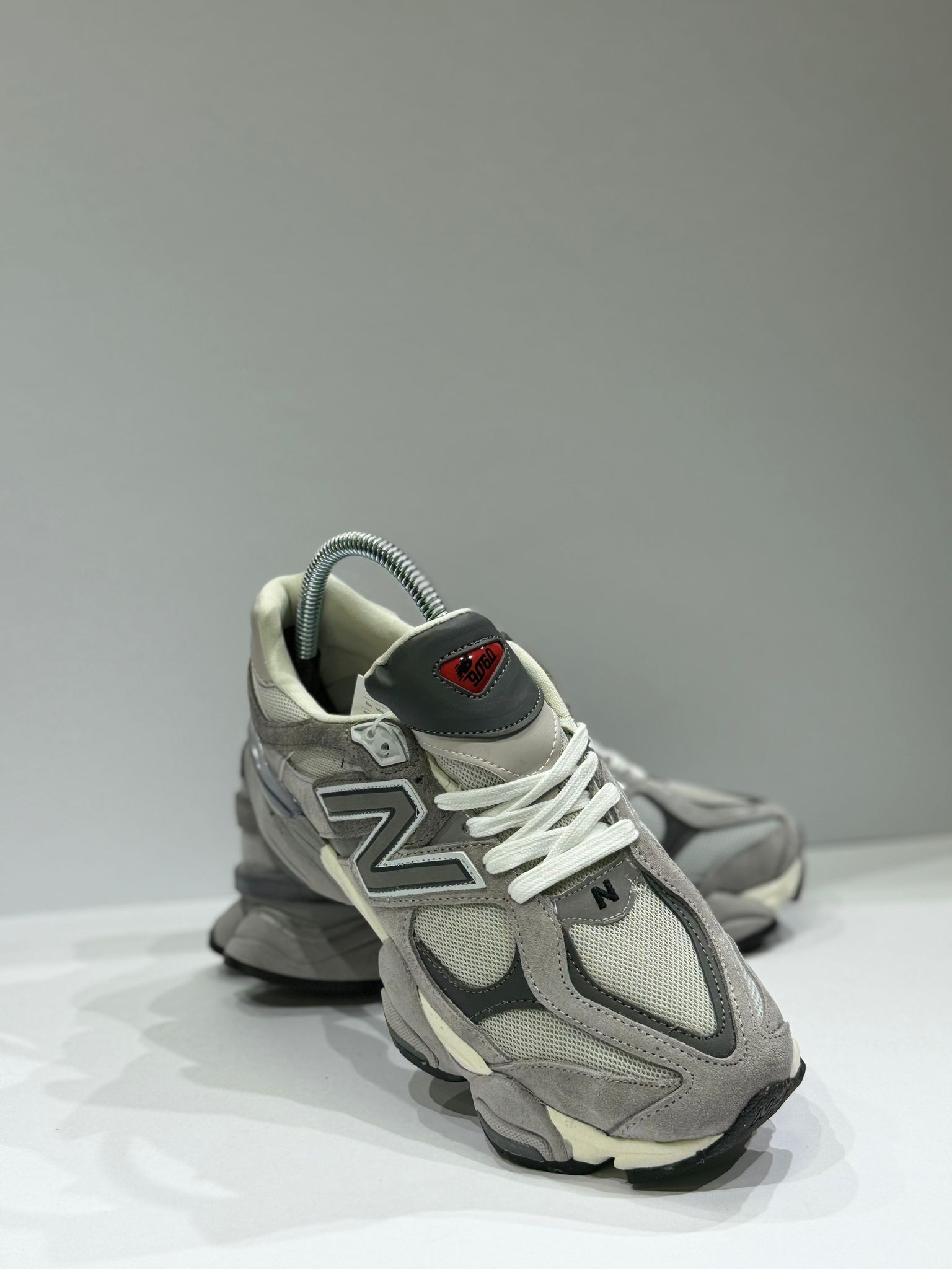 NEW BALANCE 9060 AÇIK GRİ