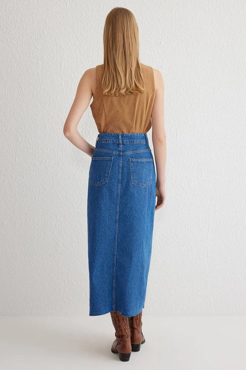 Çift yırtmaçlı jean etek s140