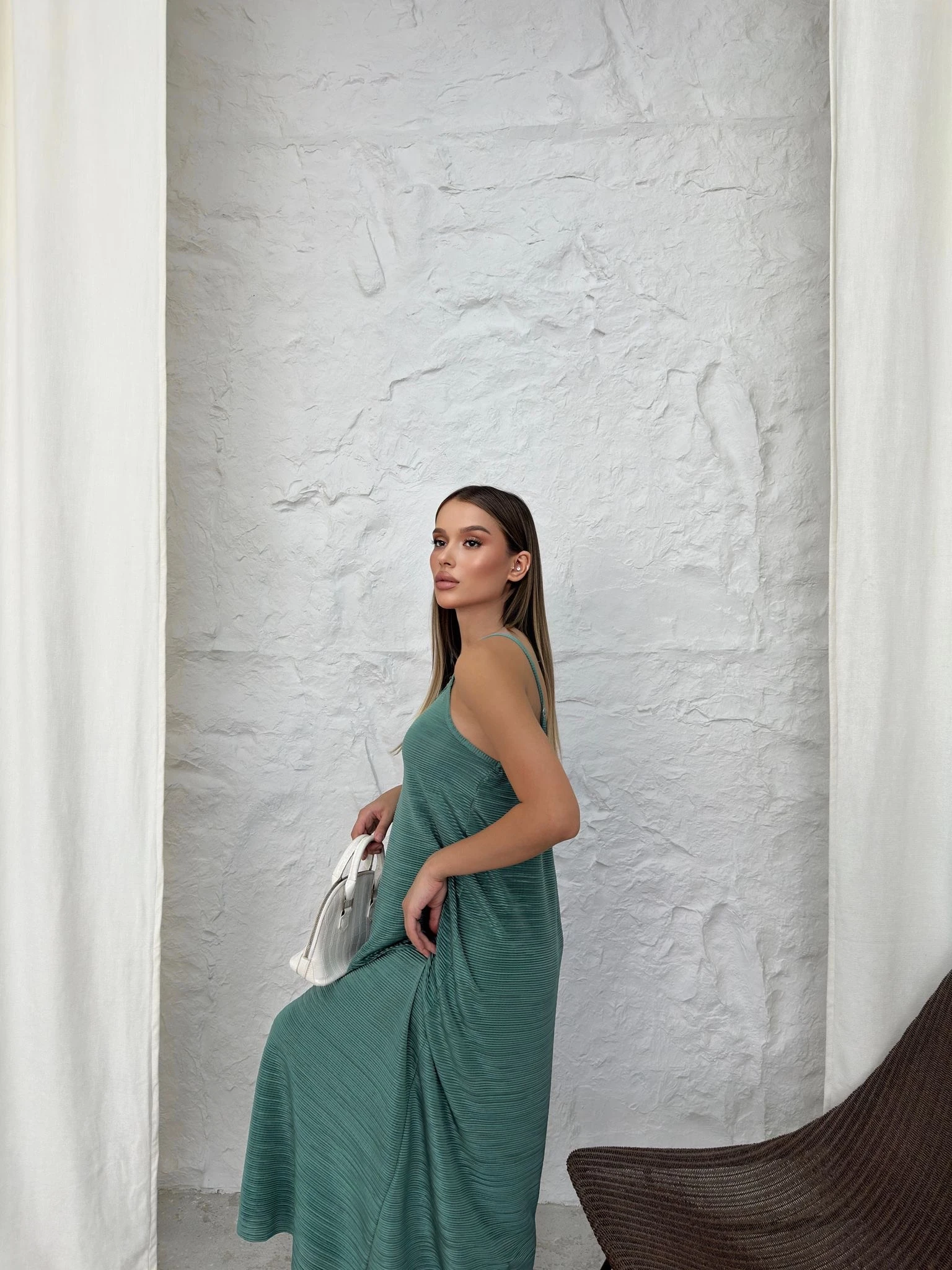 Piliseli uzun elbise