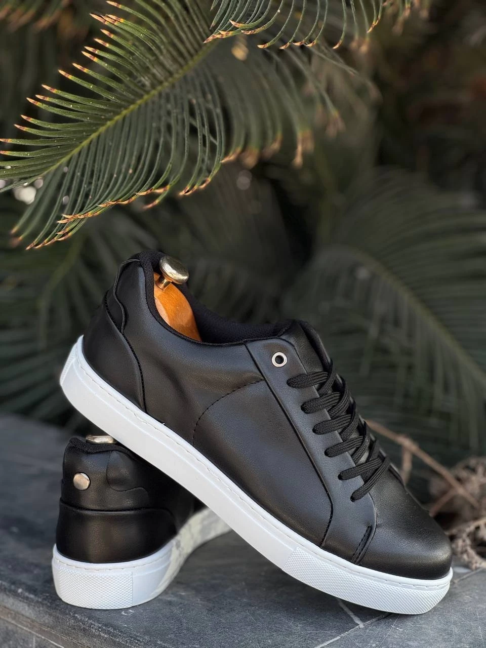 KB-BX1  Kuback Siyah Cilt Yüksek Beyaz Taban Günlük Erkek Ayakkabı