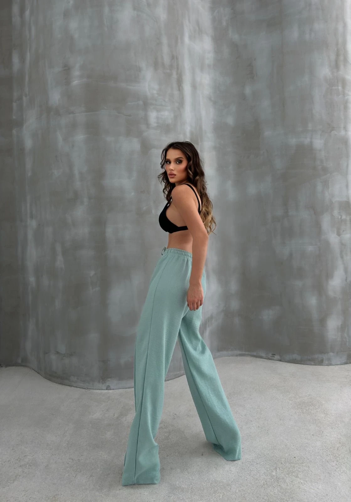 Çımalı keten pantolon