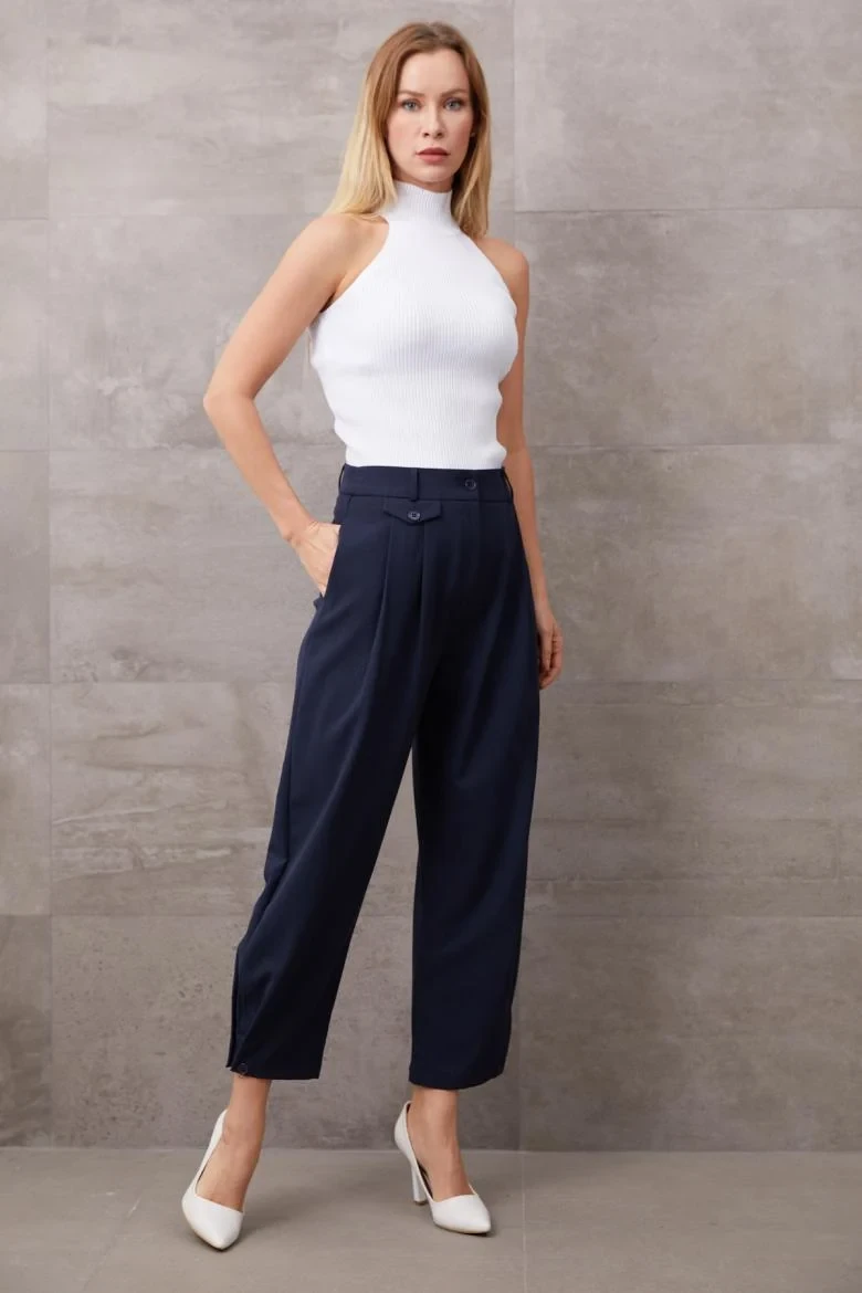 Paçası düğmeli yüksek bel pantolon