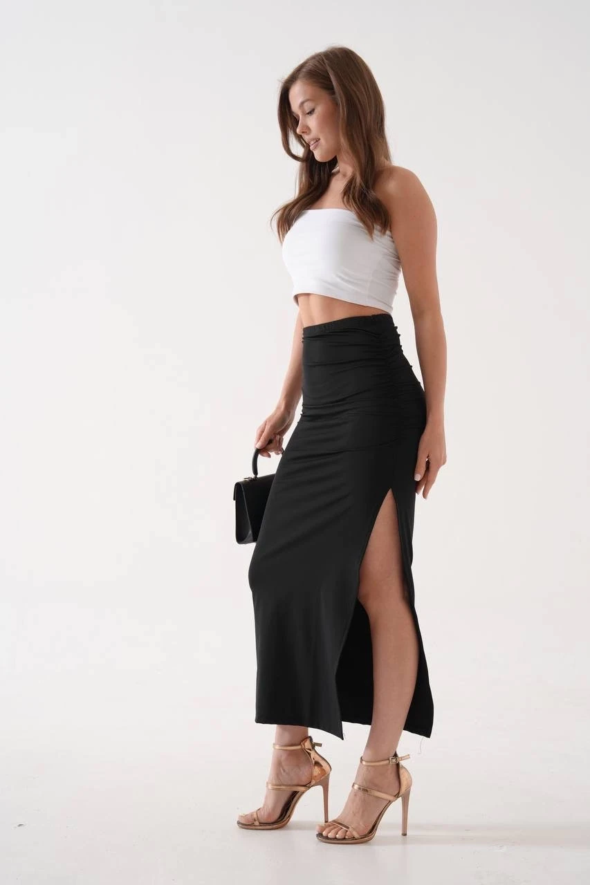 Uzun yırtmaçlı ince kumaş etek siyah