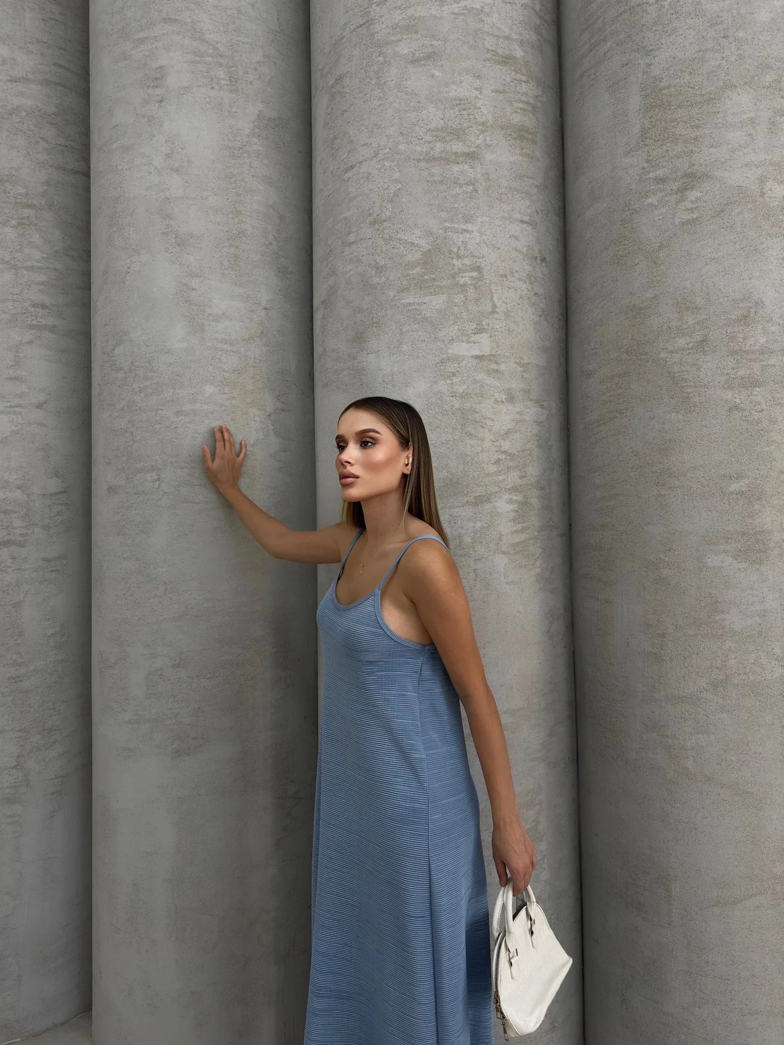 Piliseli uzun elbise