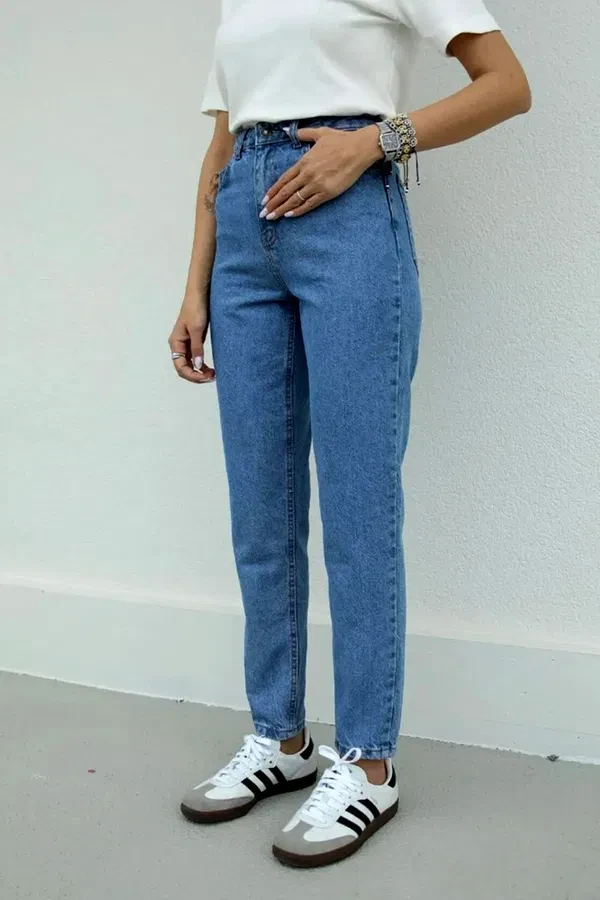 Slimfit mom jeans