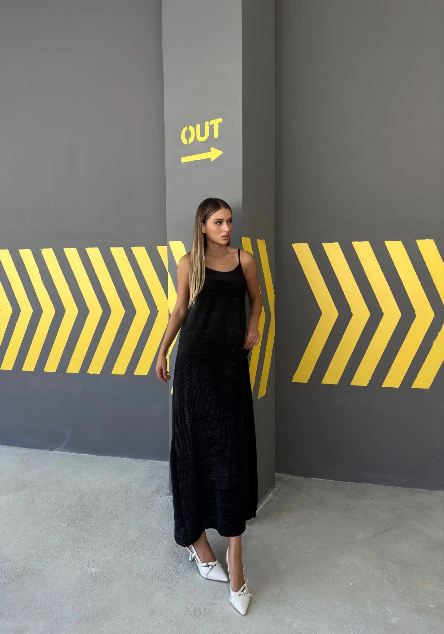 Piliseli uzun elbise