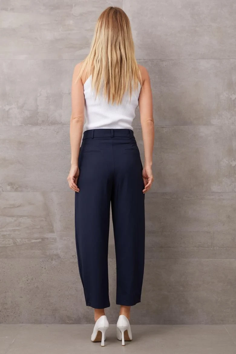 Paçası düğmeli yüksek bel pantolon