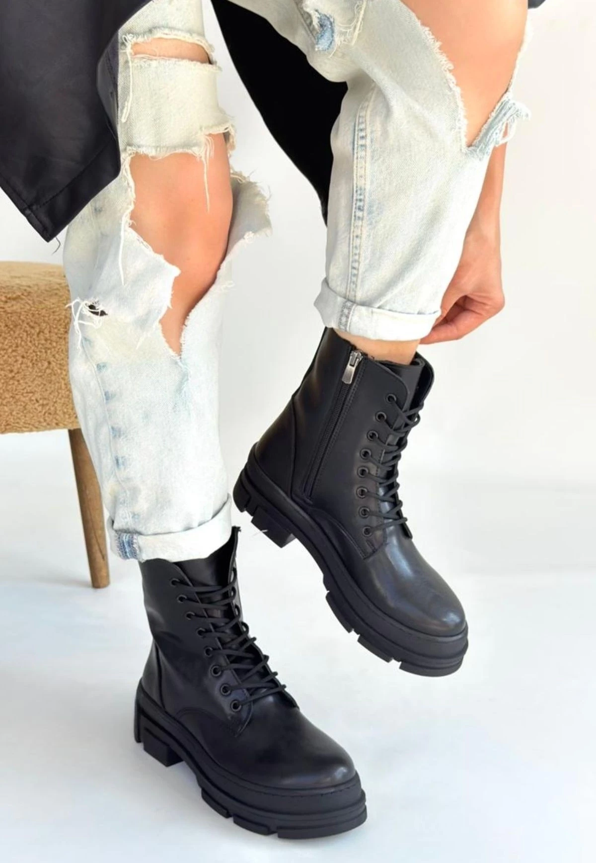 Allex Siyah Cilt Bağcıklı Bot