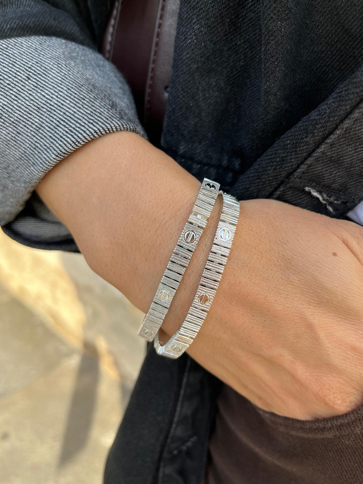 ESNEK BİLEKLİK GÜMÜŞ