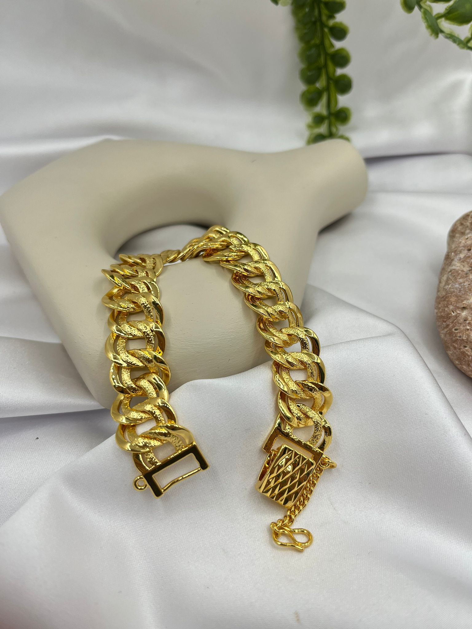 GOLD BİLEKLİK