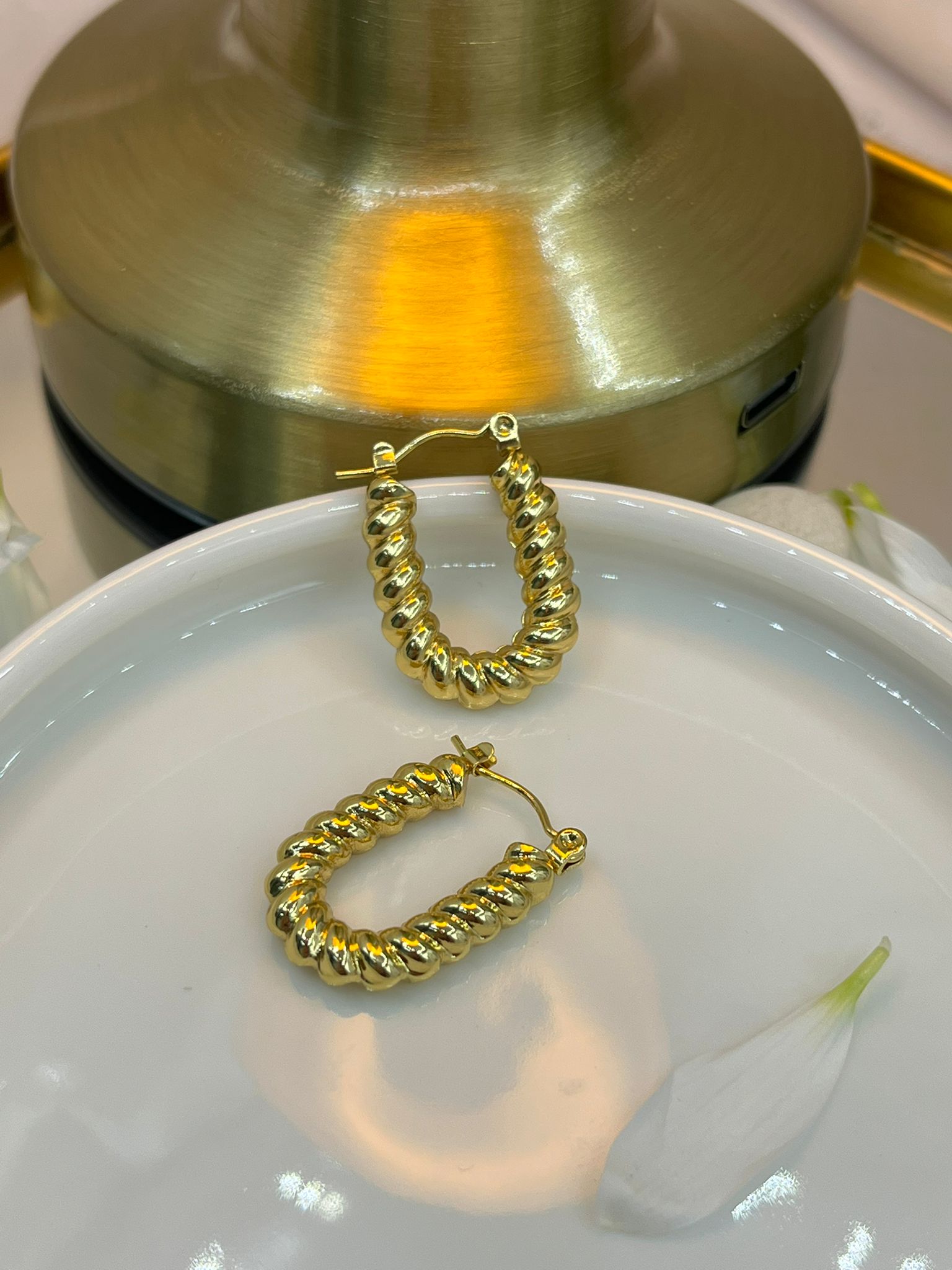ÇELİK KÜPE