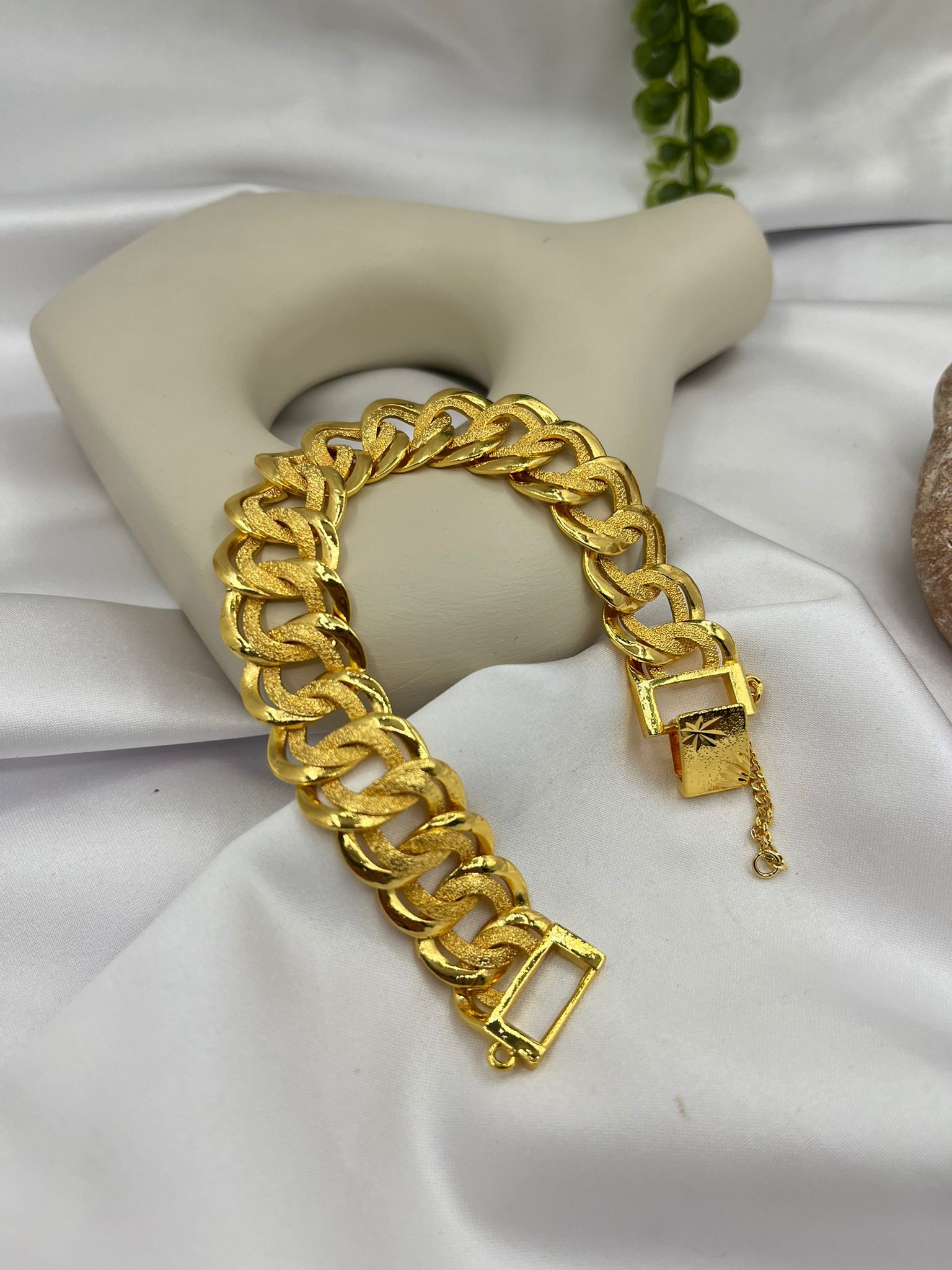 GOLD BİLEKLİK