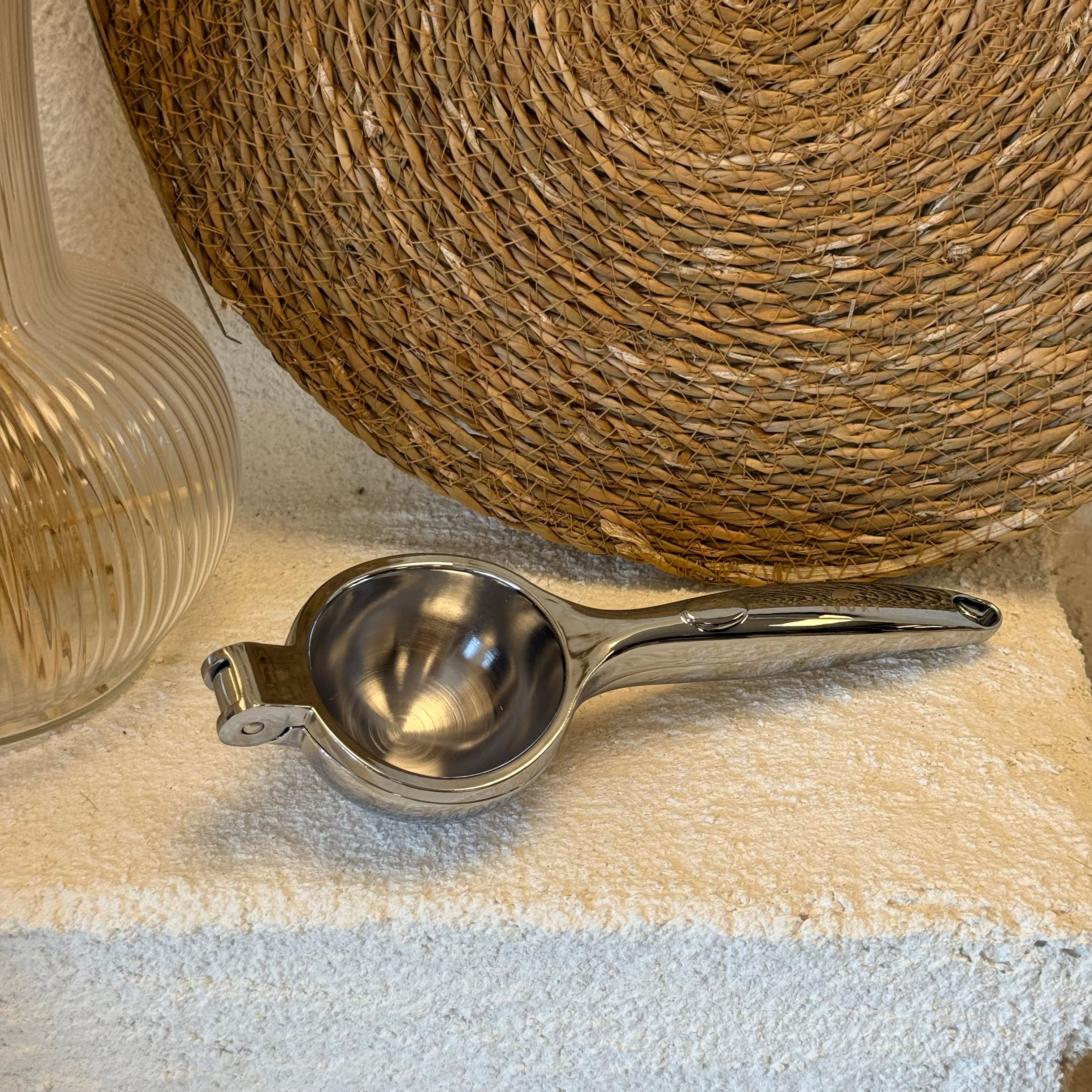 İvory Çelik Paslanmaz Yüksek Kalite Limon Sıkacağı 22 cm 