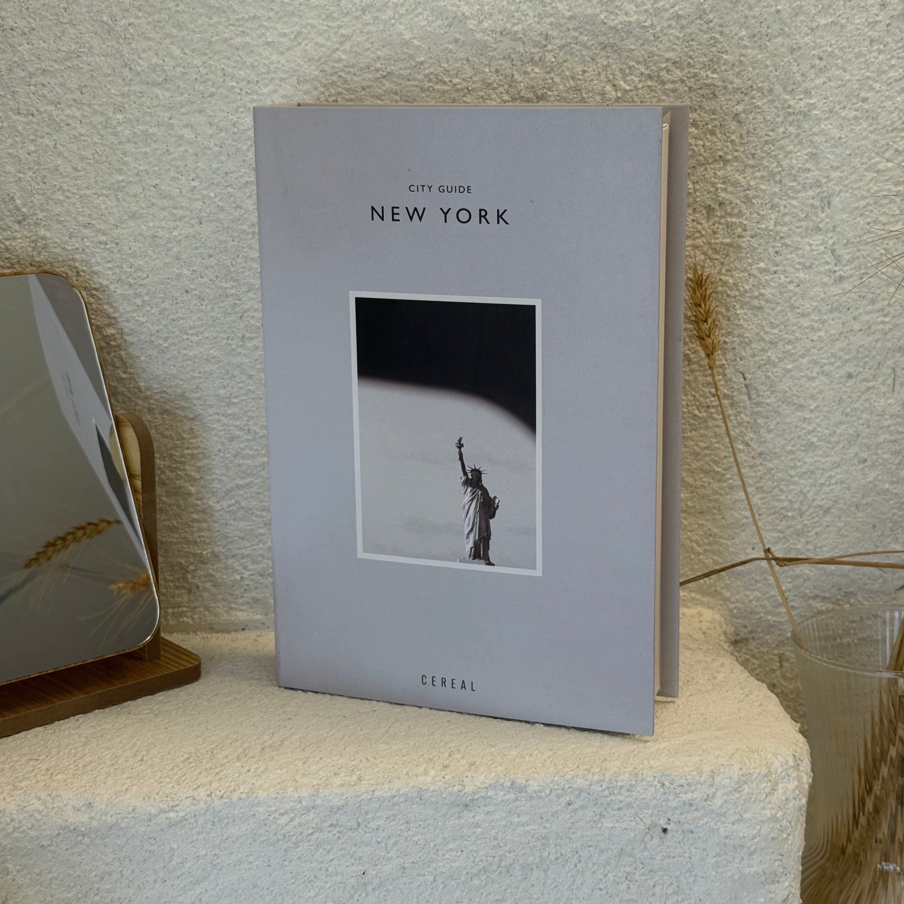 New York Kitap Kutusu 27x18 cm 