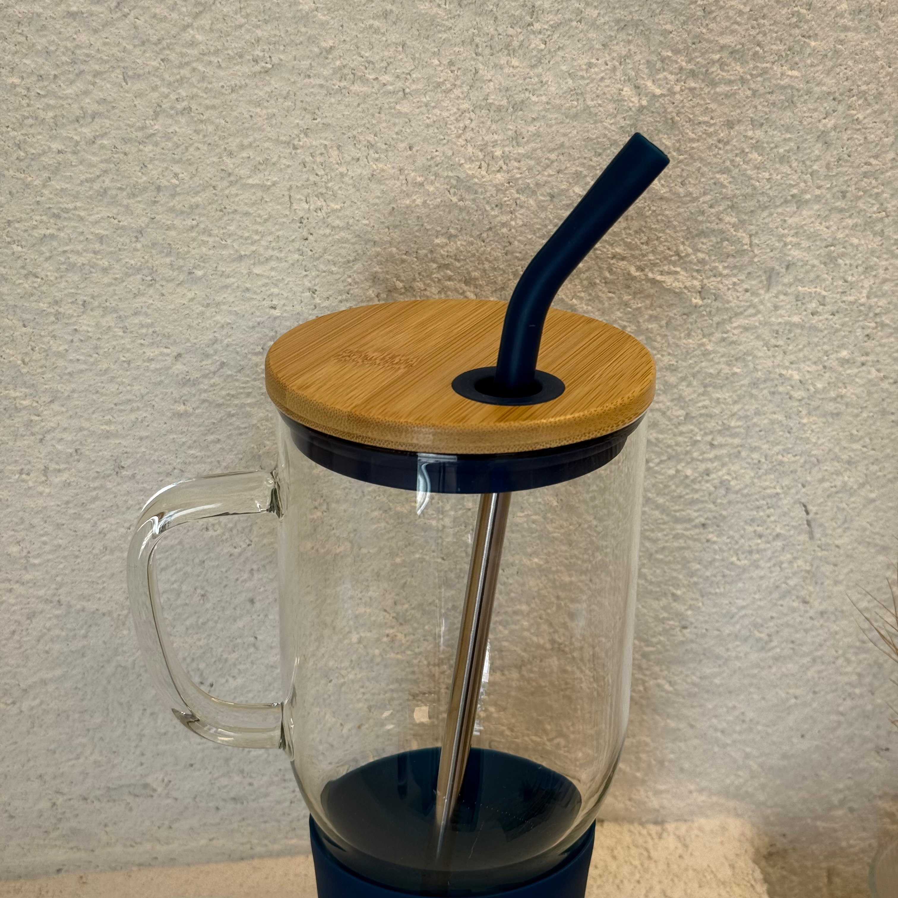 Cambu Silikon Tutmalı Metal Pipetli Cam Termos Bardağı 1 litre Lacivert 