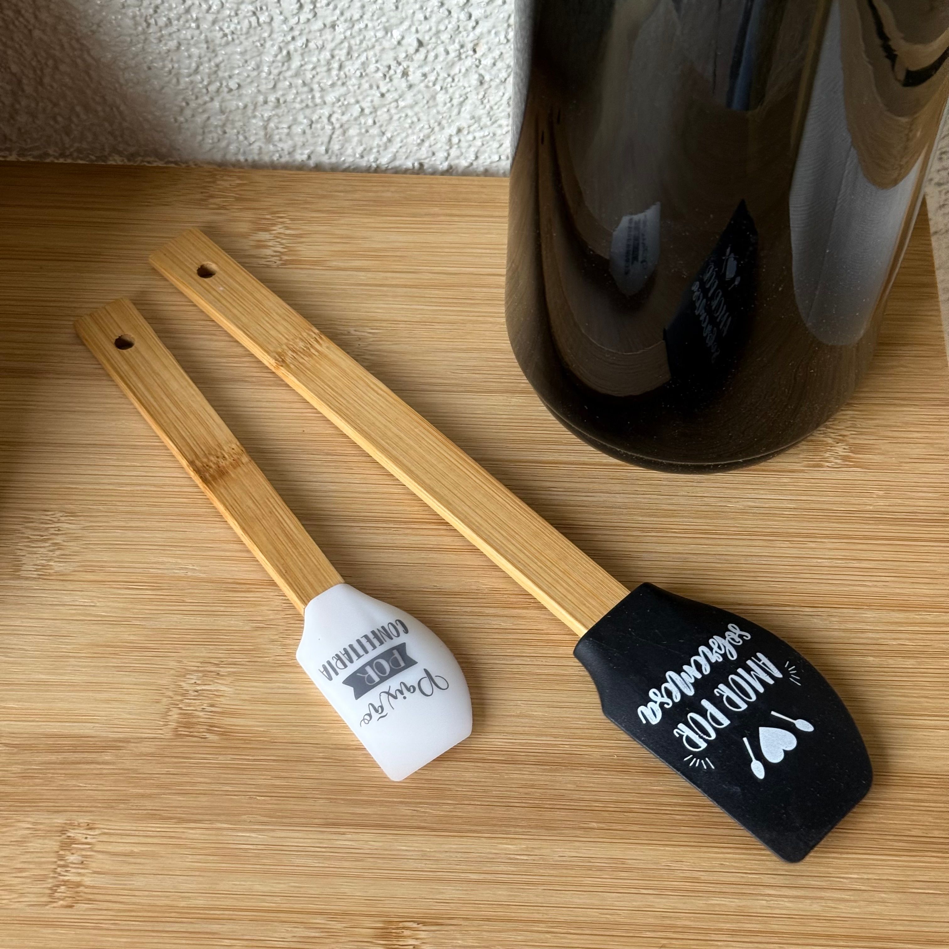 Medusa İki Boy Bambu Saplı Silikon Spatula Seti 27 cm ,18 cm Siyah-Beyaz
