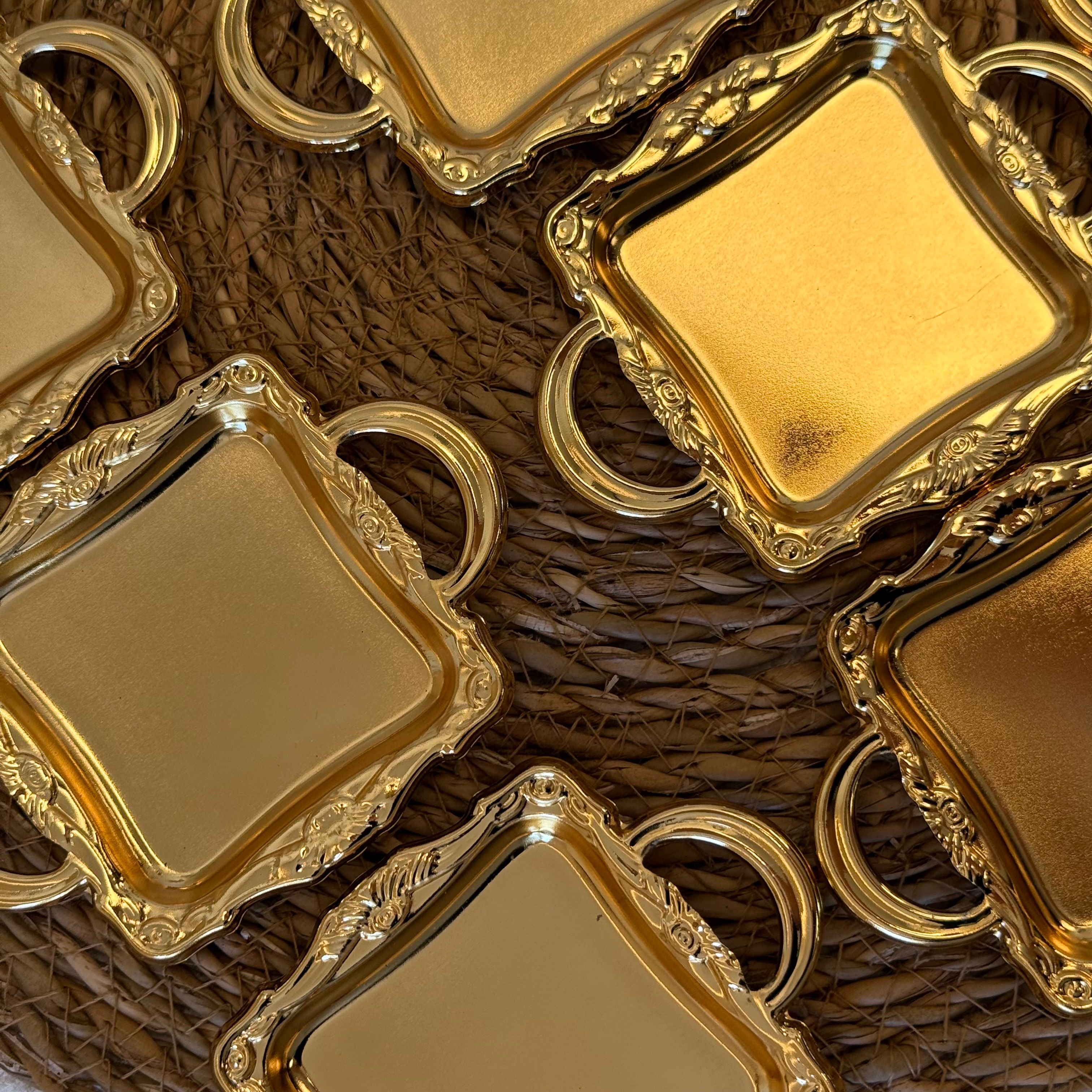 Mini Kare 12 Adet Sunumluk Gold 