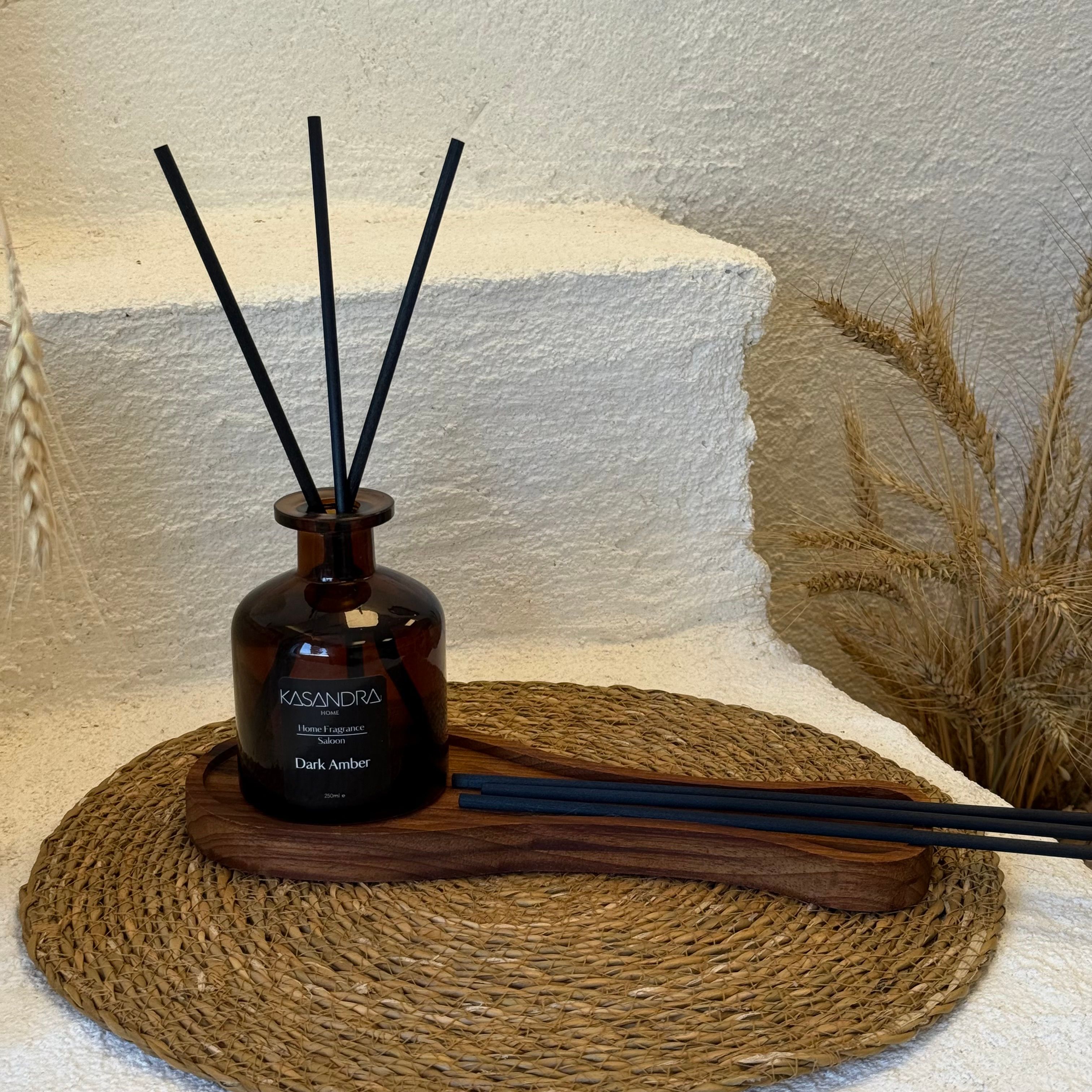 Kasandra Ahşap Standlı Oda Kokusu Amber 250 ml Siyah 