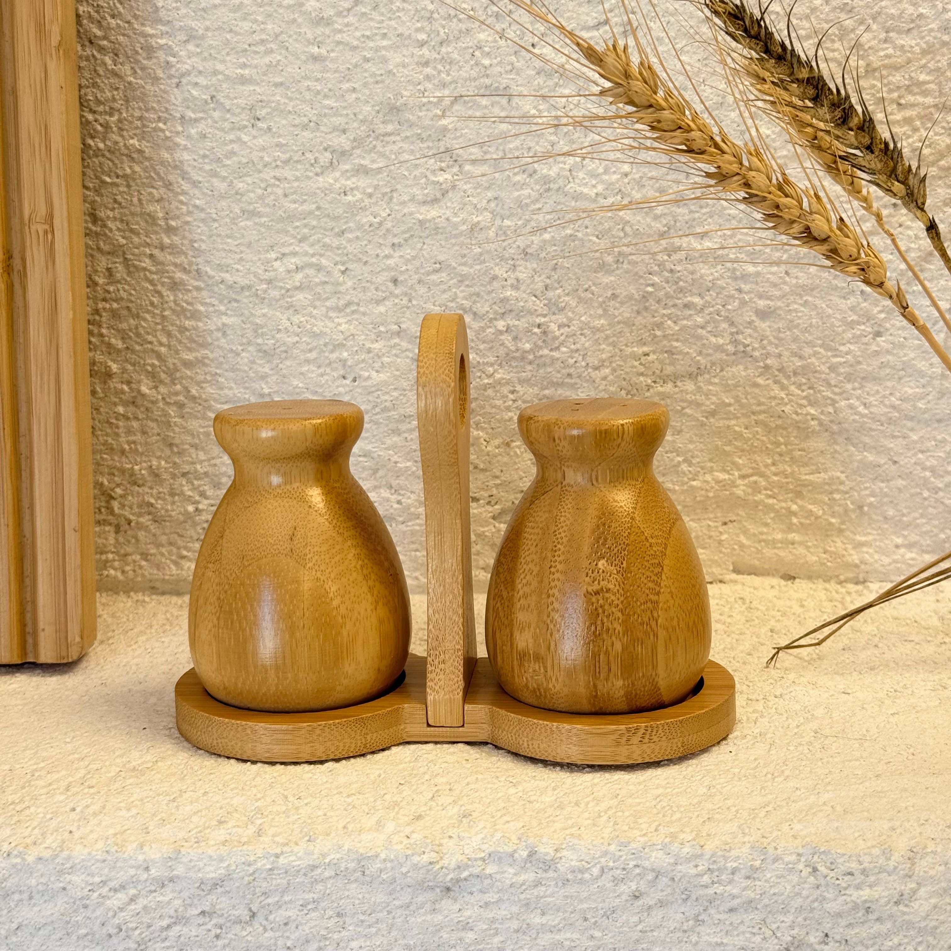 Bambu Tutmalı Stand 2 li Tuzluk Biberlik Seti 