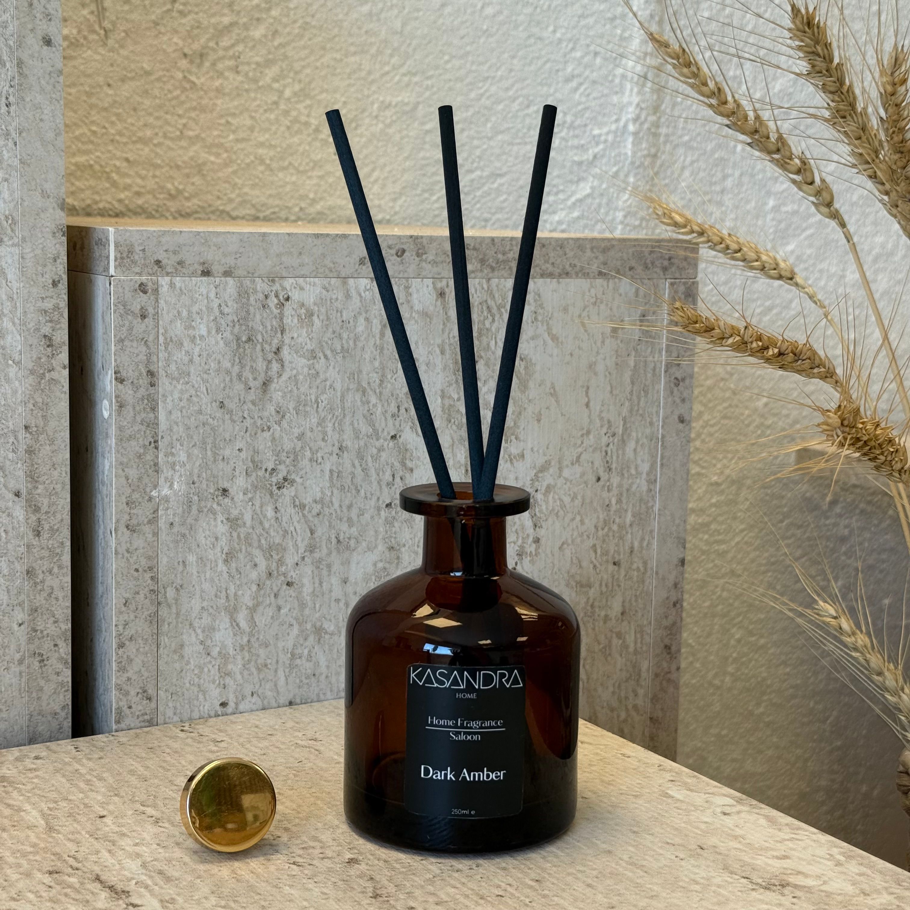 Kasandra Home Dark Amber Çubuklu Oda Kokusu 250 ML (SİYAH)
