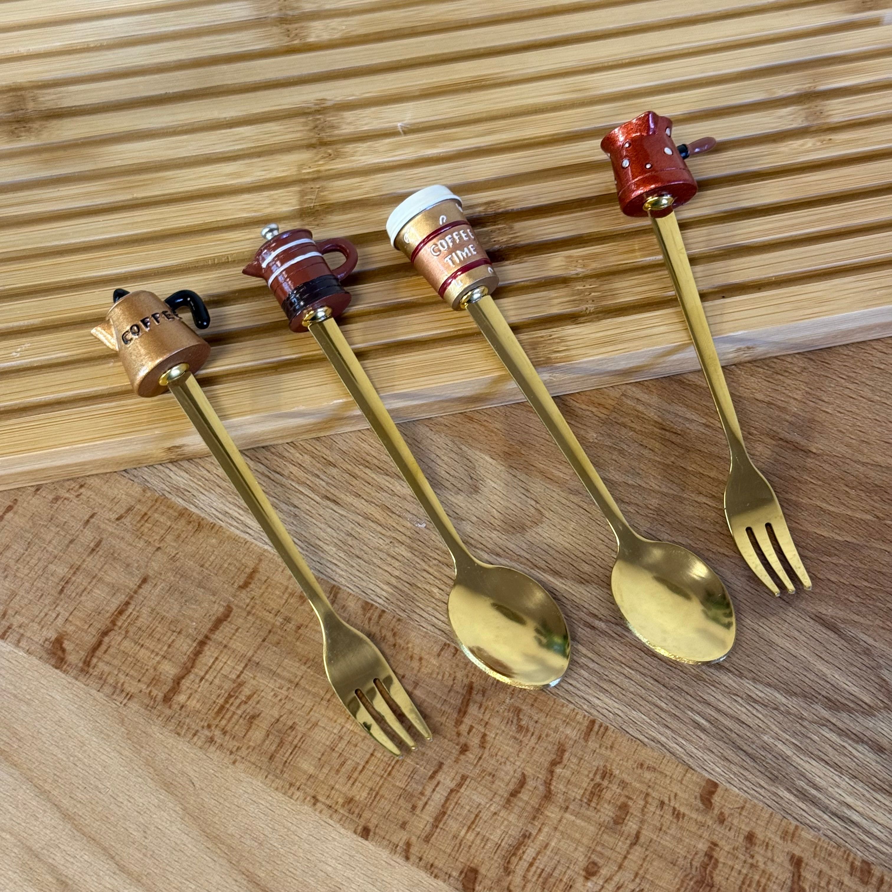Arow 4 Lü Çatal Kaşık Seti Coffe Emoji Tutmalı Gold 14 cm 
