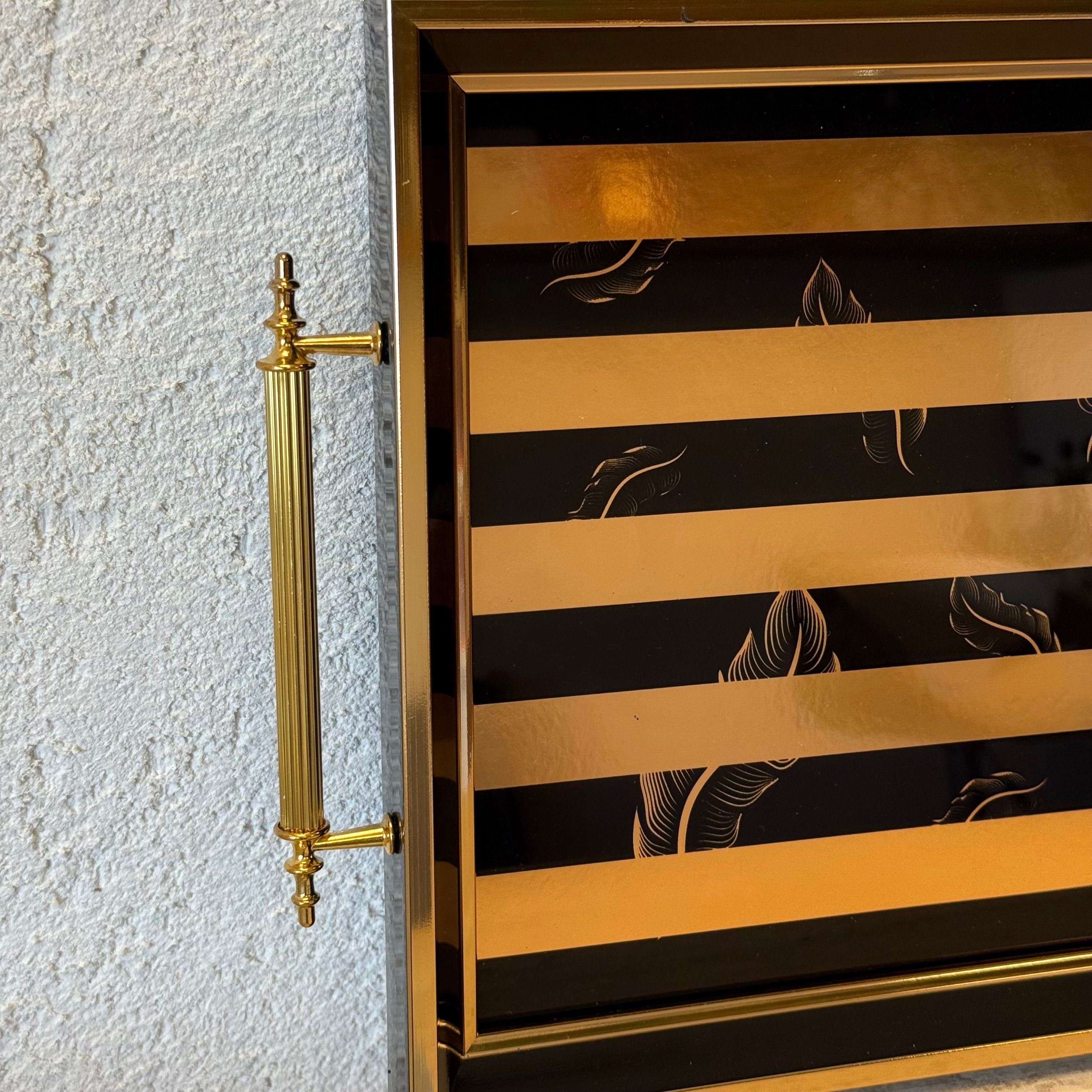 Peri Büyük Boy Lüks Gold Detaylı Tepsi Siyah 48x29 cm 