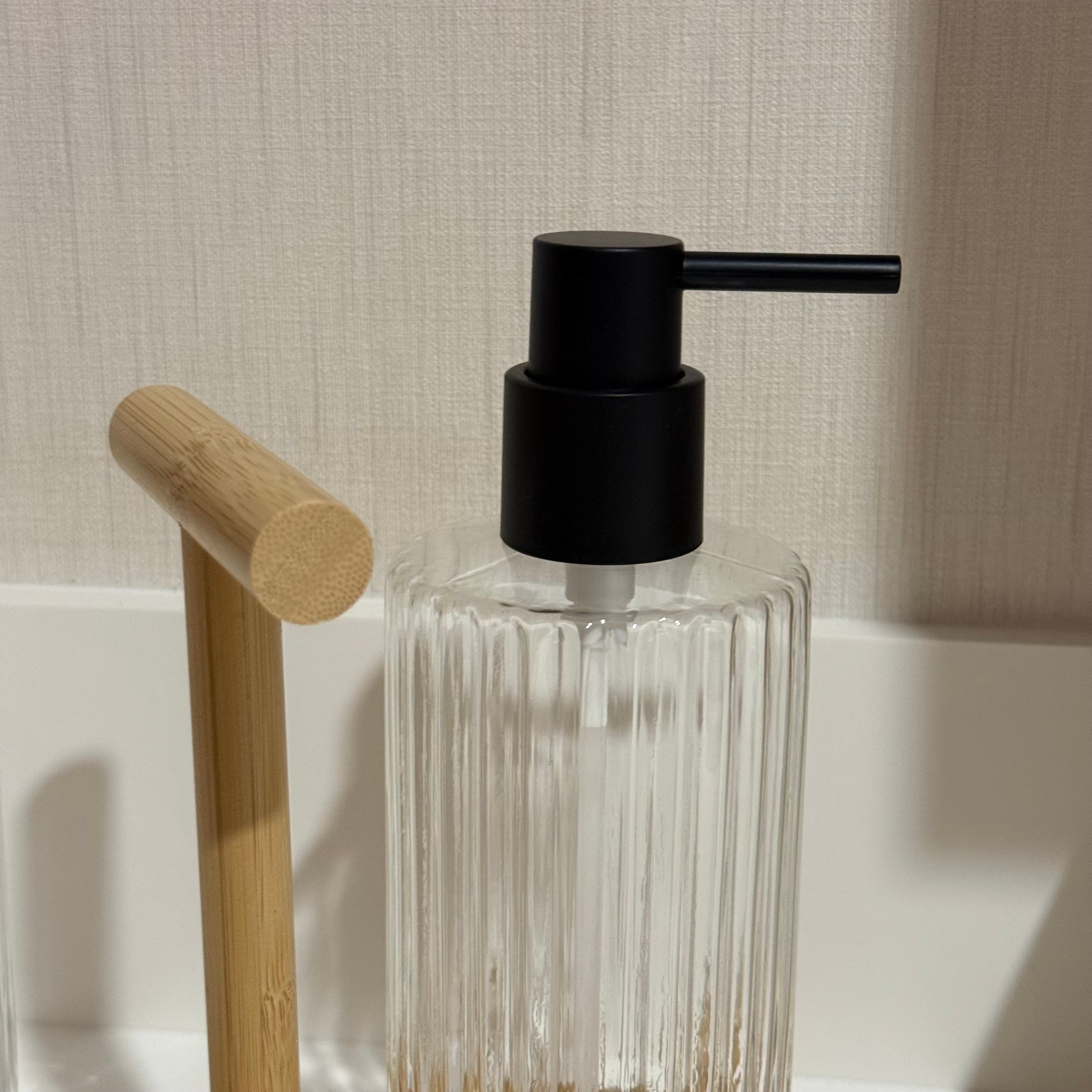 Coco Bambu Standlı Cam İkili Sıvı Sabunluk Seti 