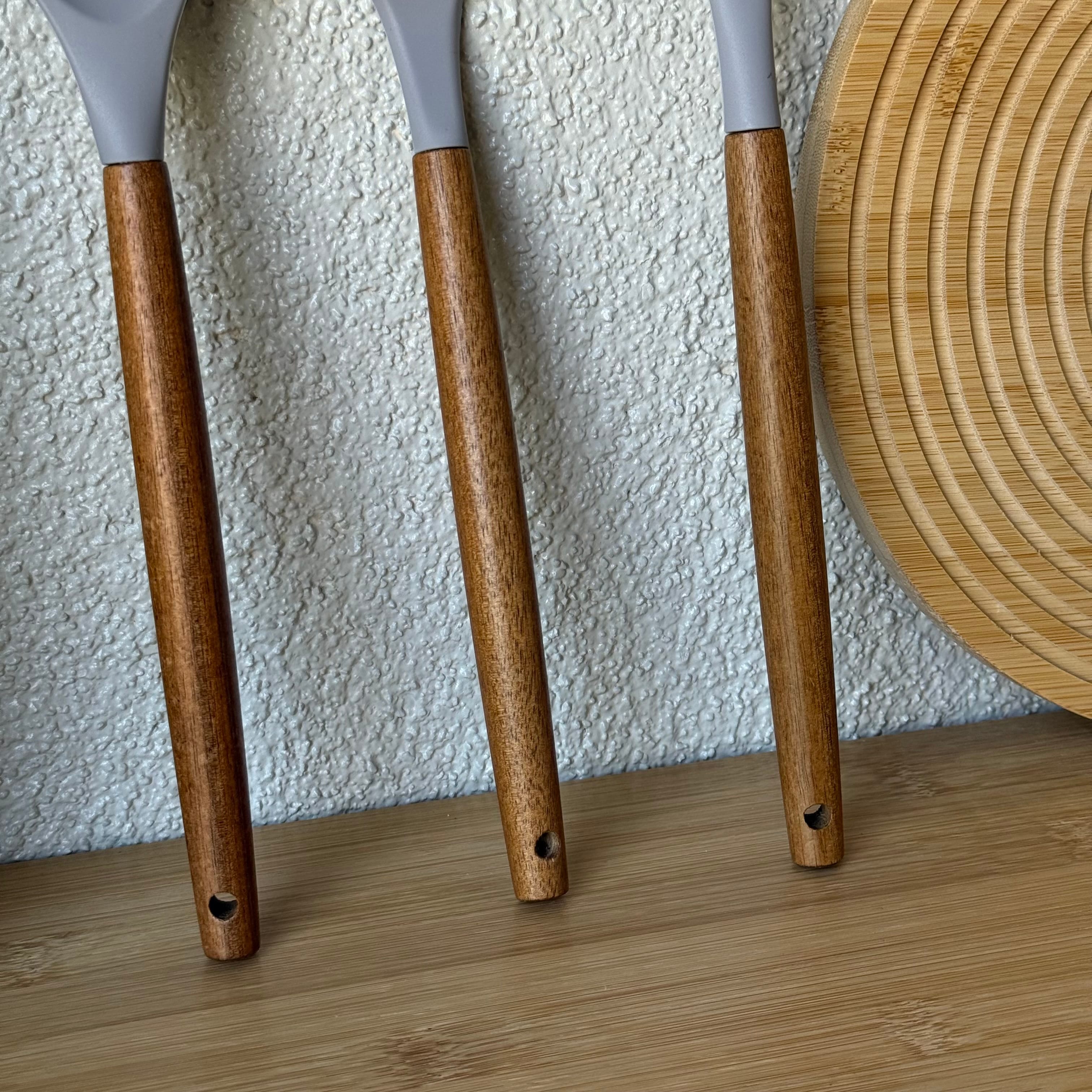 Leon Akasya Ağacı Tutmalı Silikon Kepçe Seti 3 Parça Açık Gri 