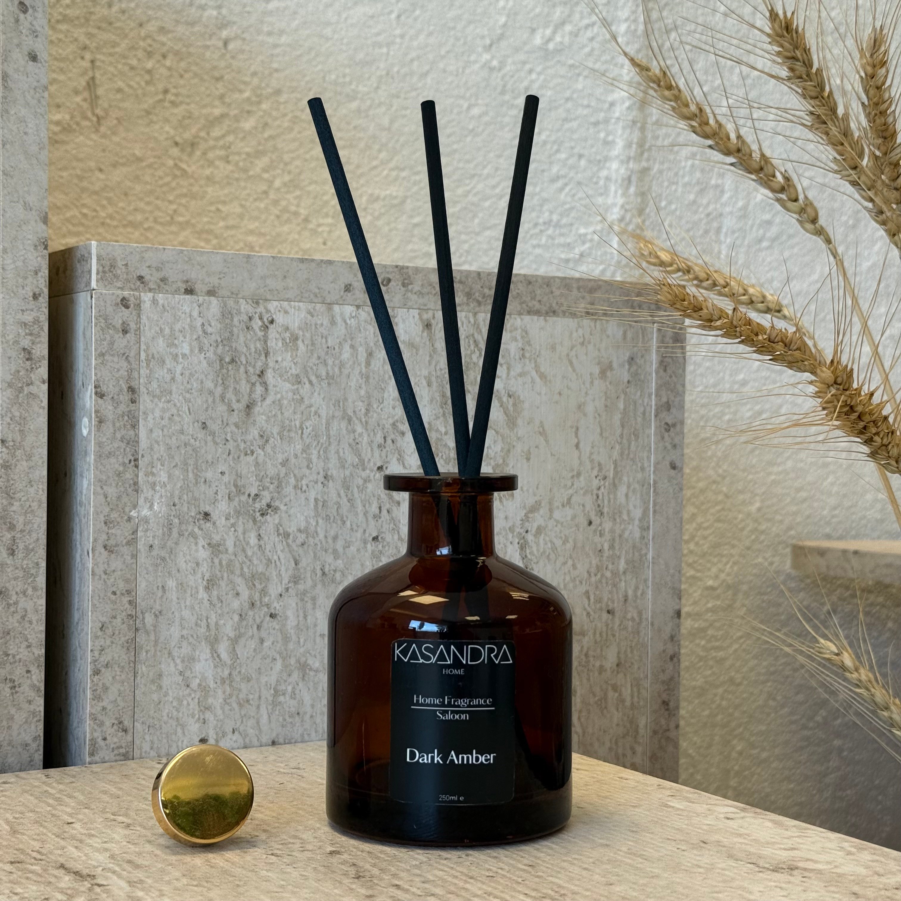 Kasandra Home Dark Amber Çubuklu Oda Kokusu 250 ML (SİYAH)