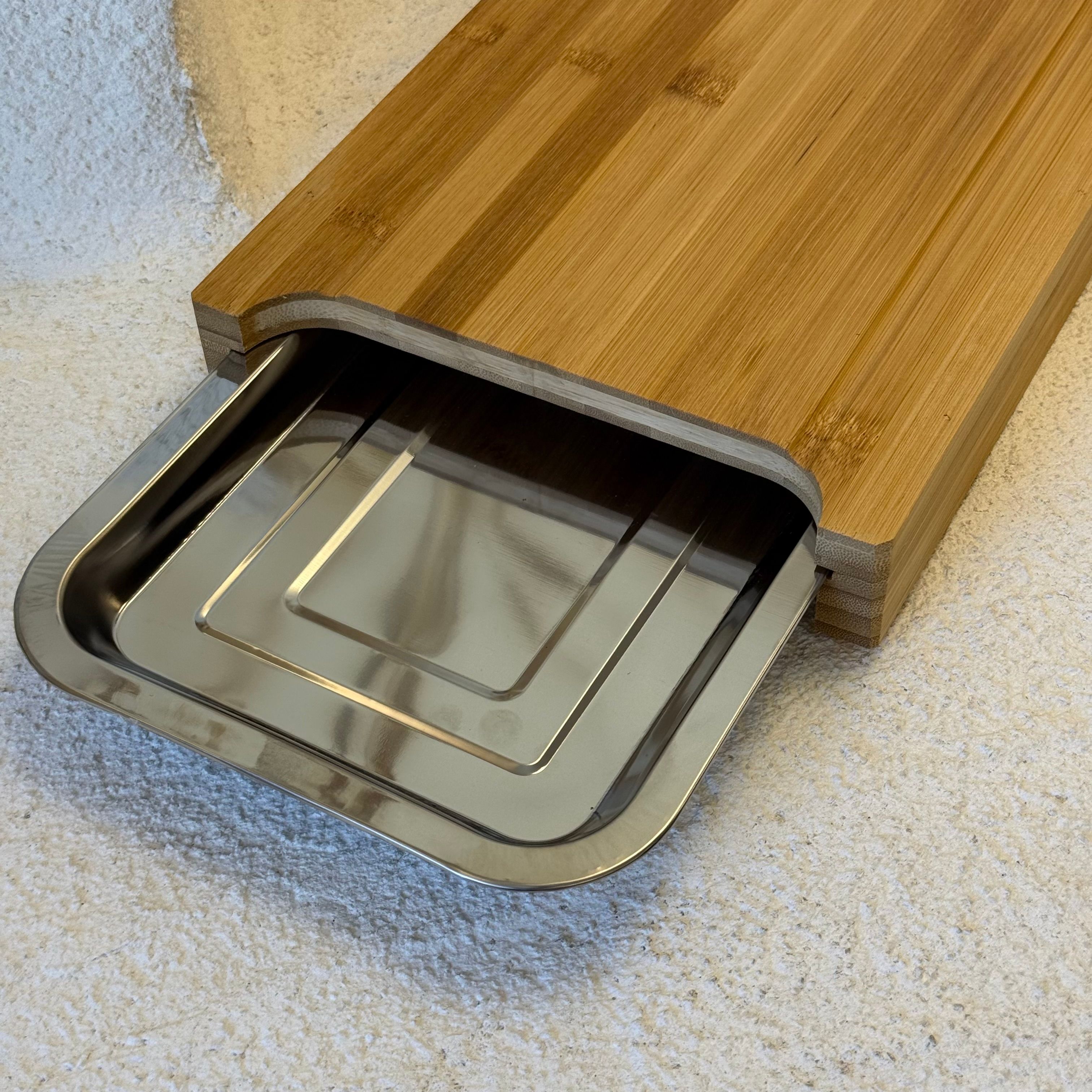 Bambu Kesim Tahtası Çelik Tepsi Hazneli 33x21 cm 