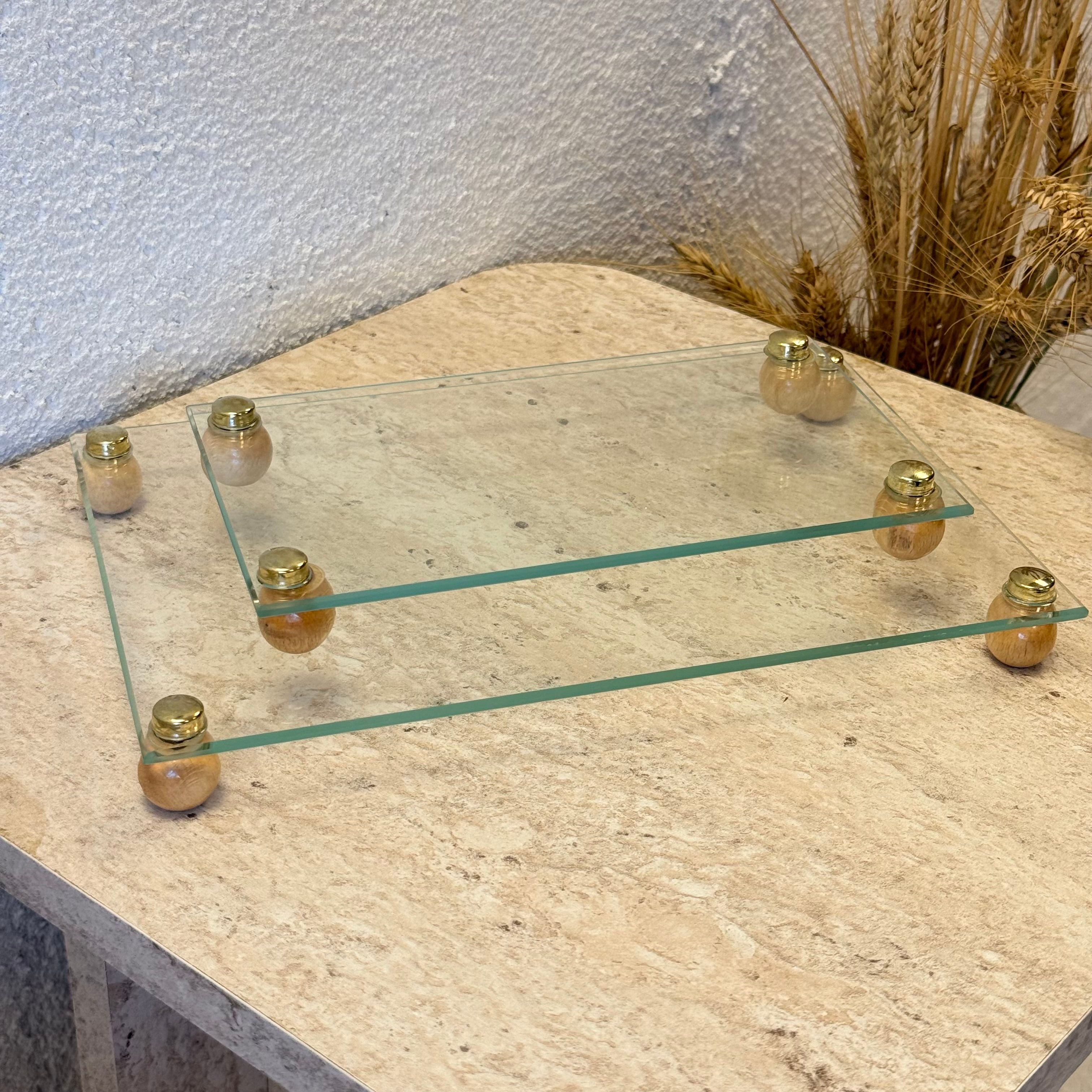 İki Boy Dikdörtgen Cam Sunumluk Top Ayaklı 
