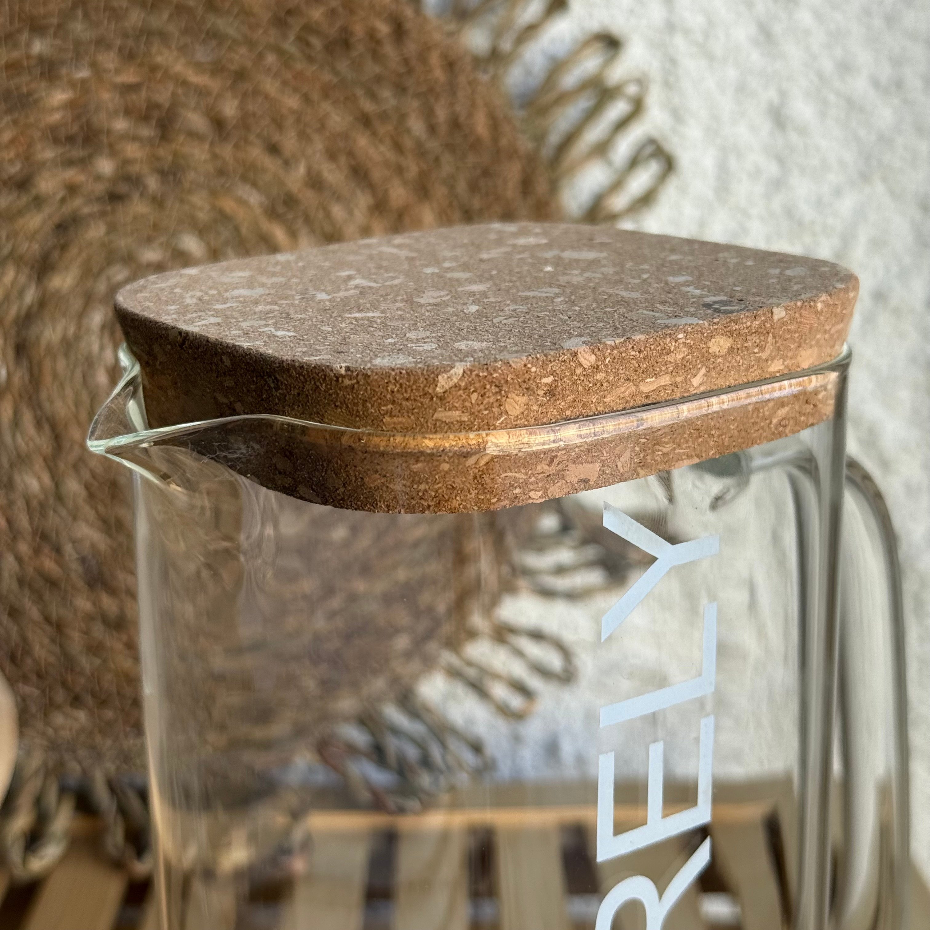 Lake Mantar Kapaklı Borosilikat Kare Sürahi 1,5 Litre