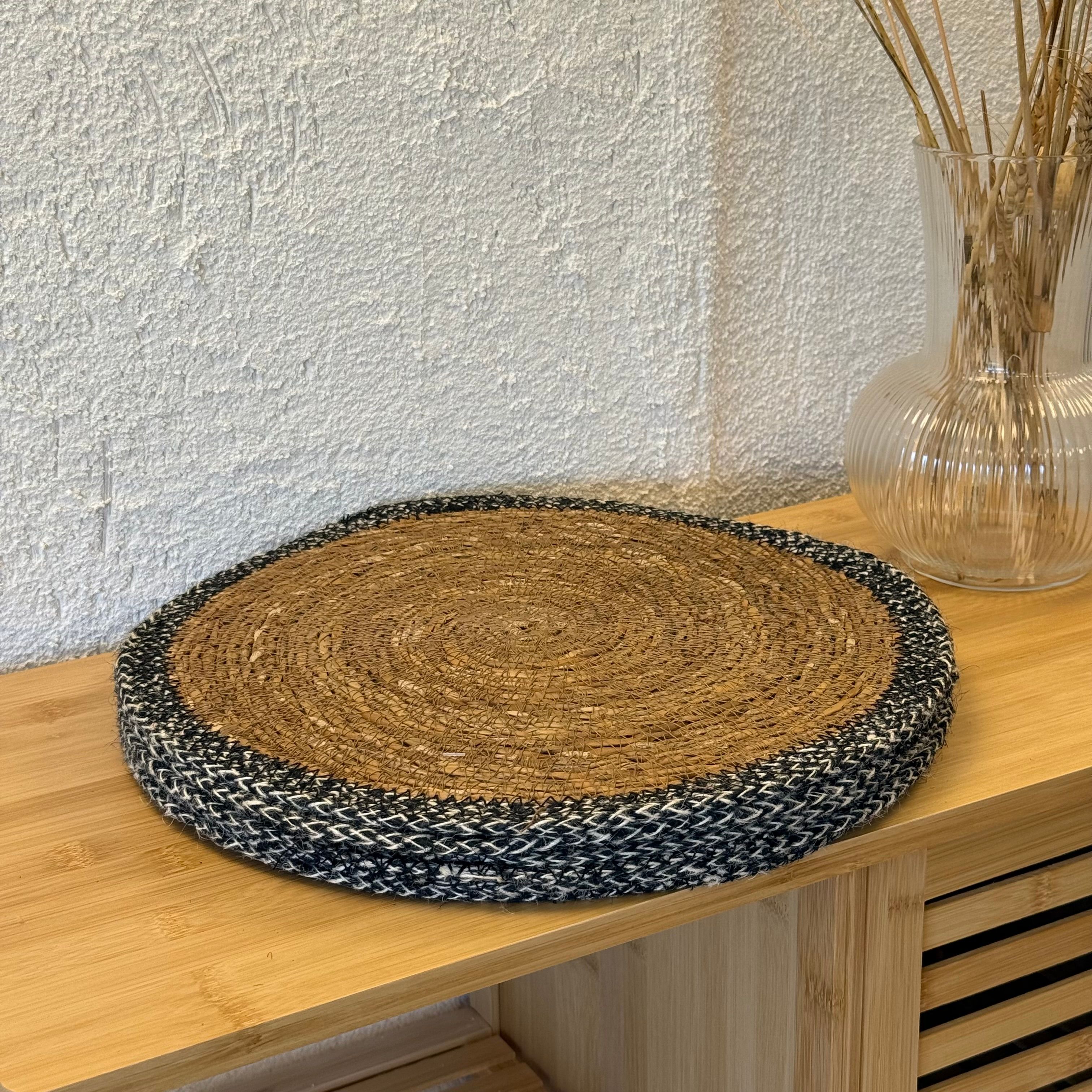 Hasır Amerikan Servisi Siyah Detaylı 6 Adet 35 cm 