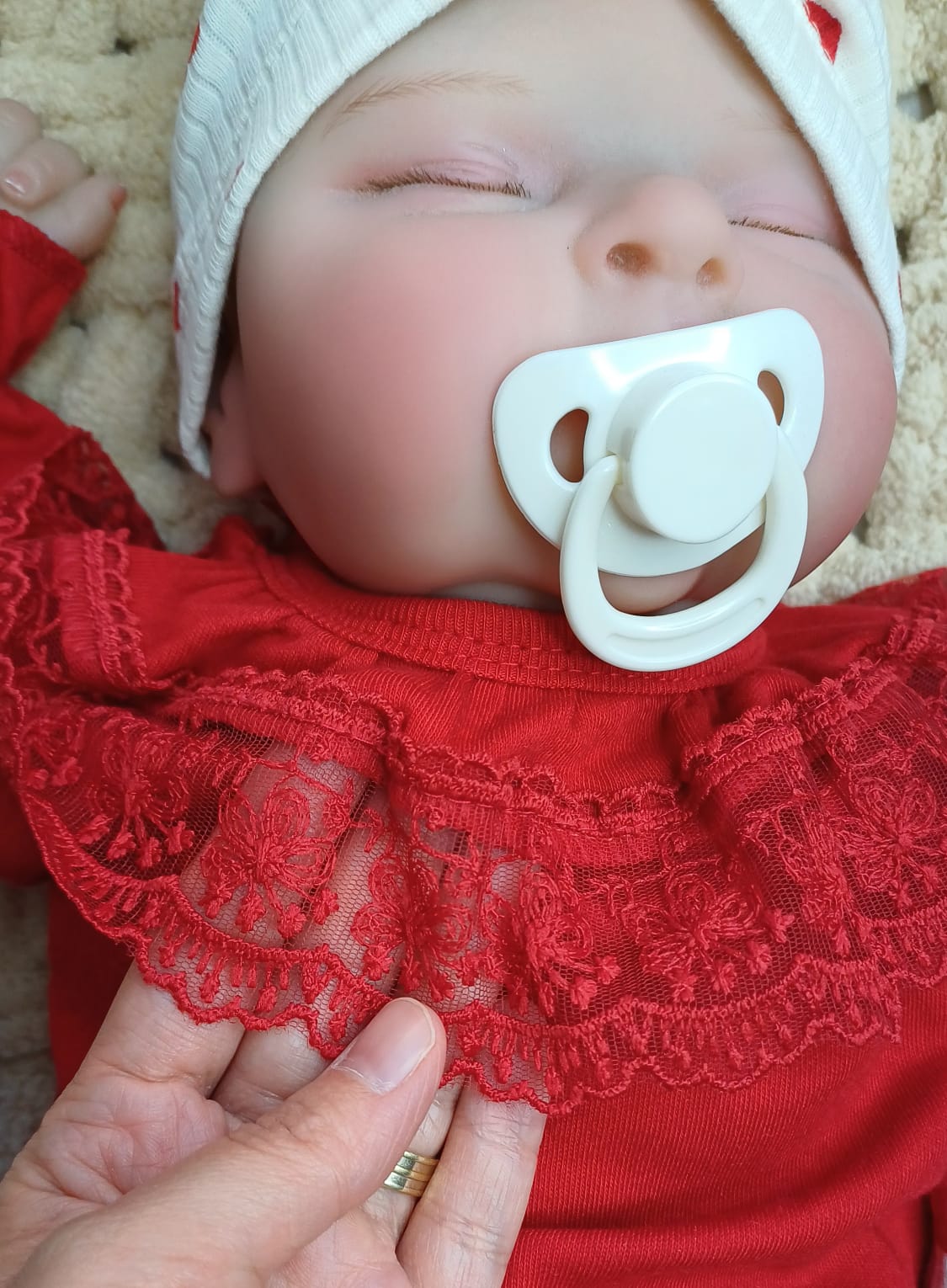 Helena 5 li Kız Hastane Çıkışı