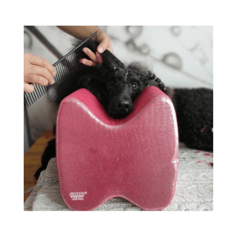 Show Tech Top Knot Gösterişli Kırmızı Poodle İçin Köpek Tıraş Yastığı Small