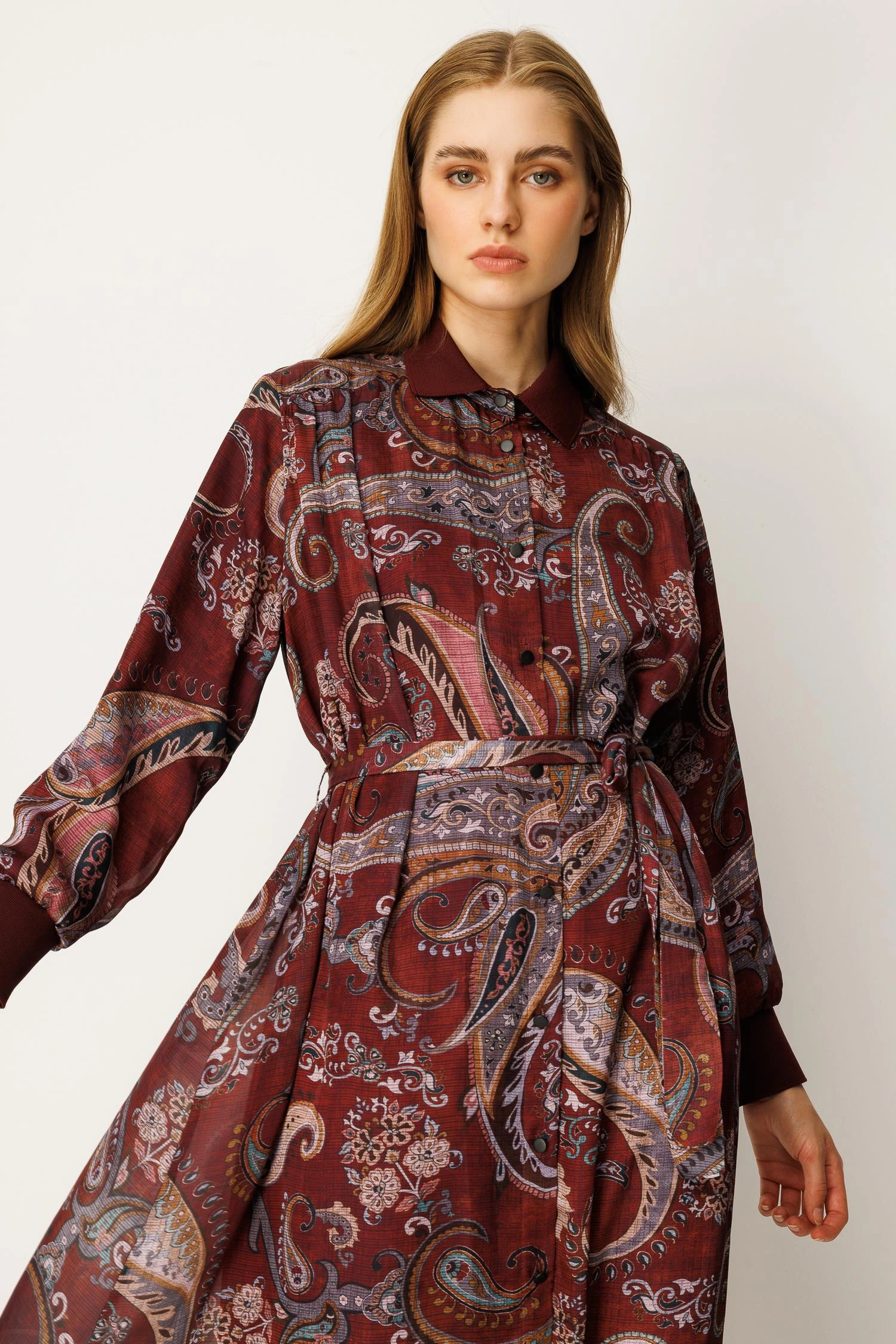 Ghisa Elbise 26K-GH-4085