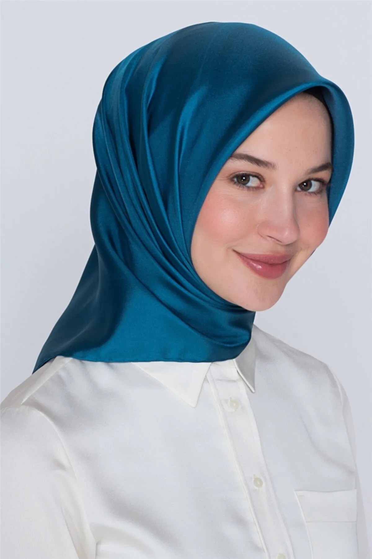 Armine Eşarp İpek Sura 0010DS  - 1067