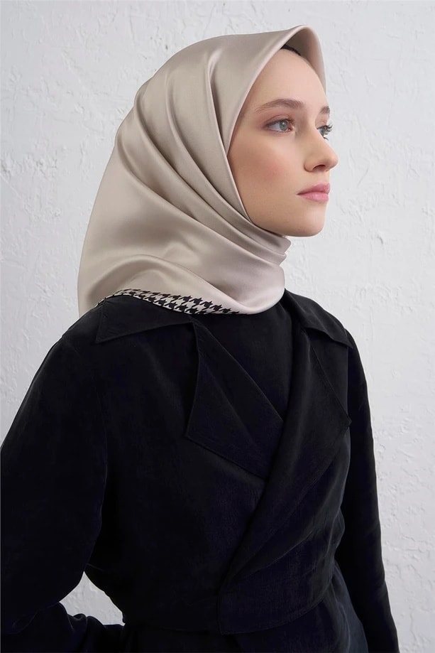 Armine Eşarp İpek Tivil 26K-AR-9443DT