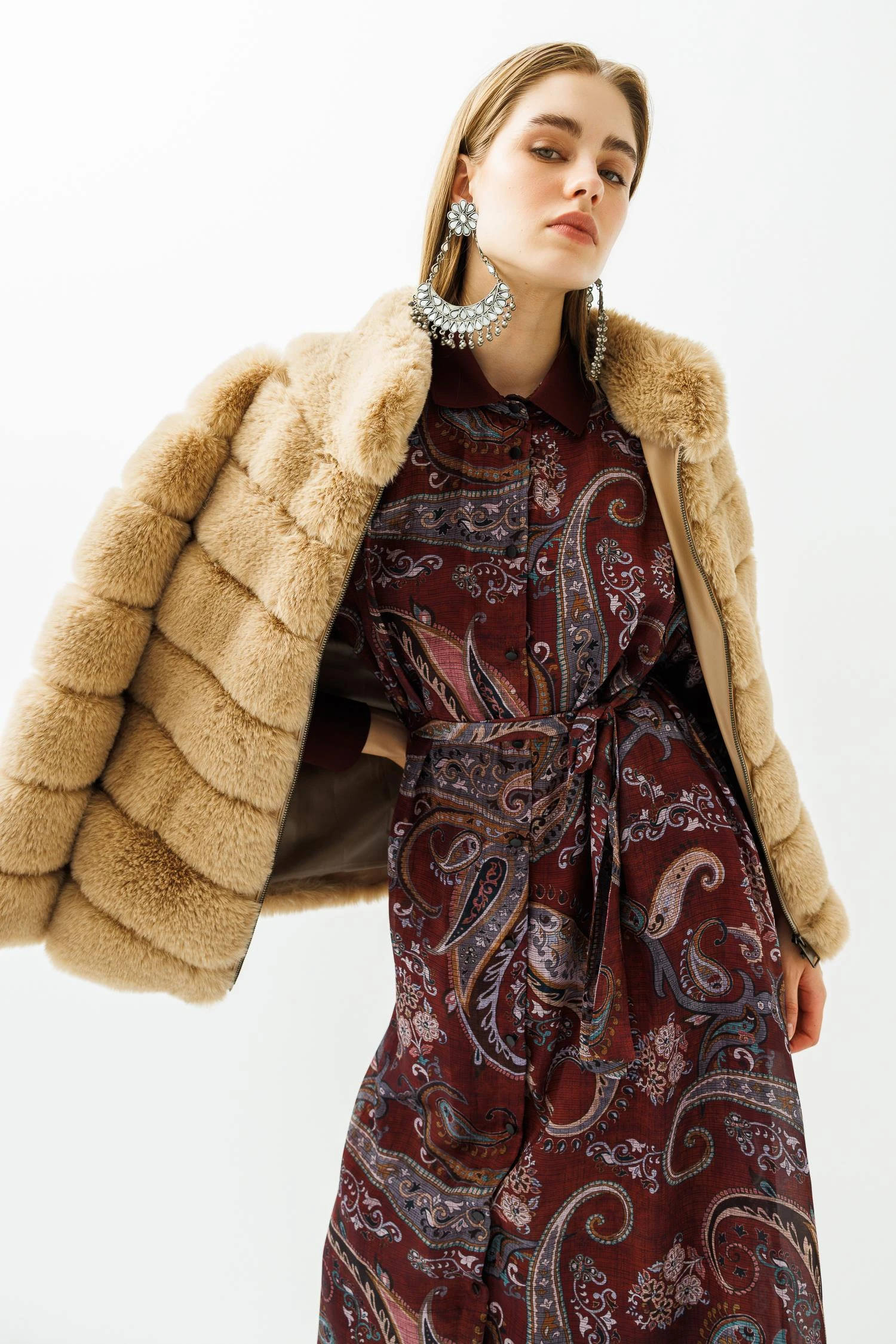 Ghisa Elbise 26K-GH-4085