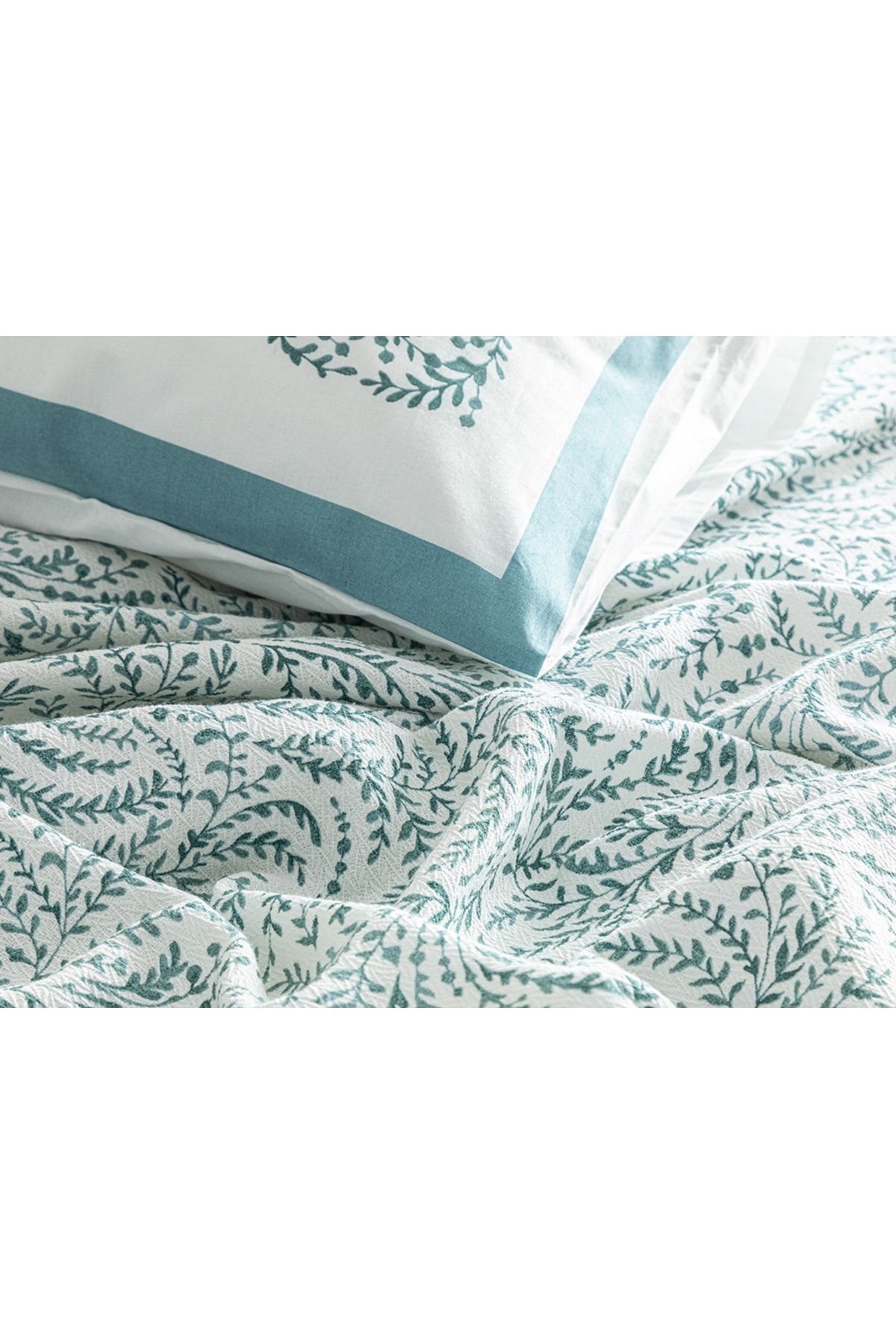 Calm Nature Baskılı Tek Kişilik Pike Takımı 150x220 Cm Seledon