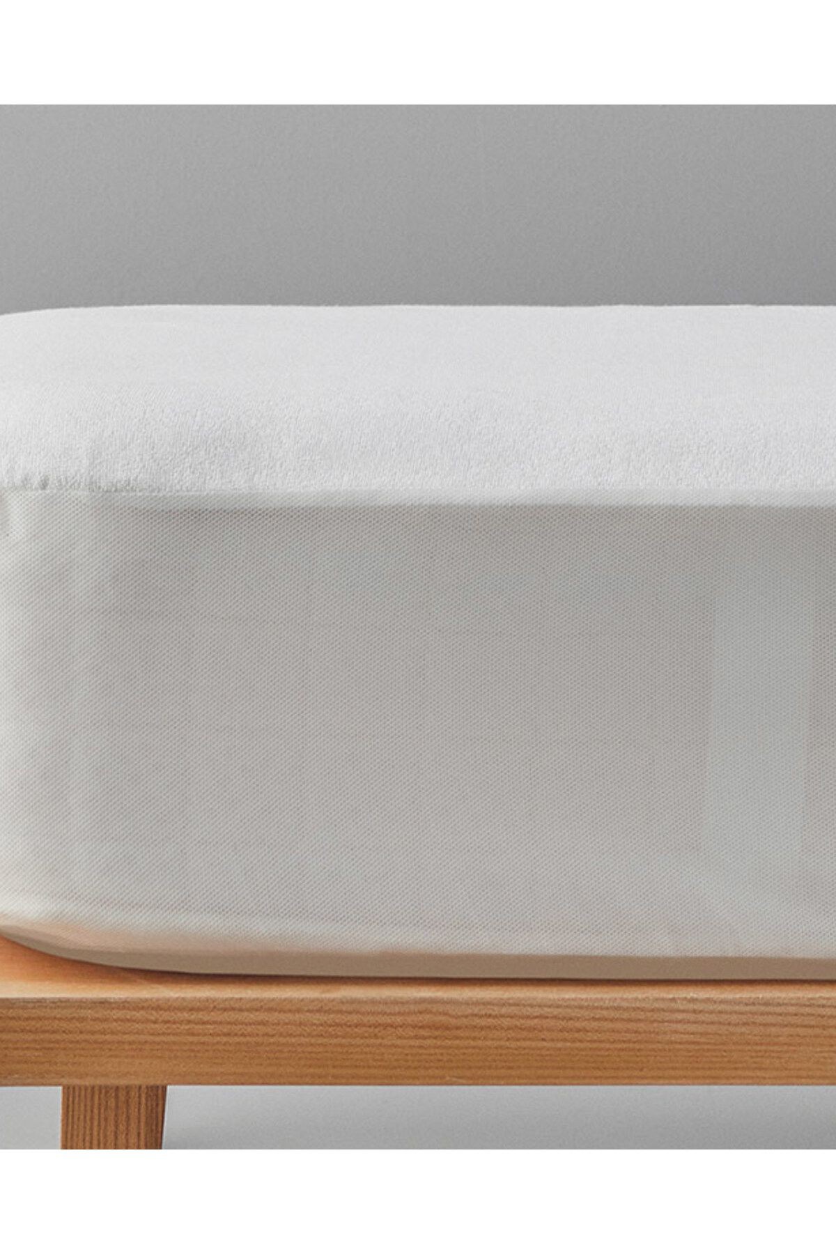 Comfort Pamuklu Sıvı Geçirmez Tek Kişilik Alez Beyaz